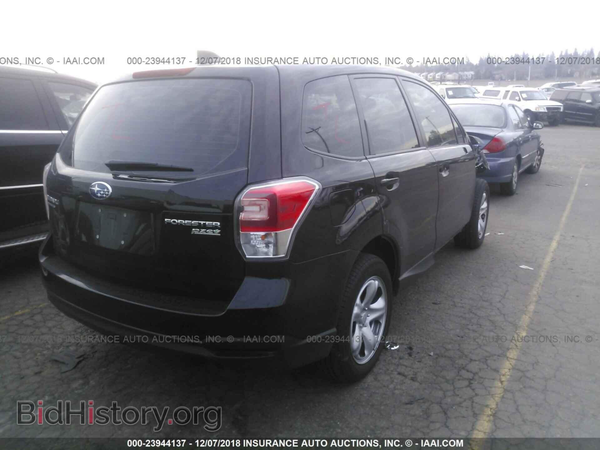 2017 Subaru Forester - VIN: JF2SJAAC6HH558650 - Photo 4