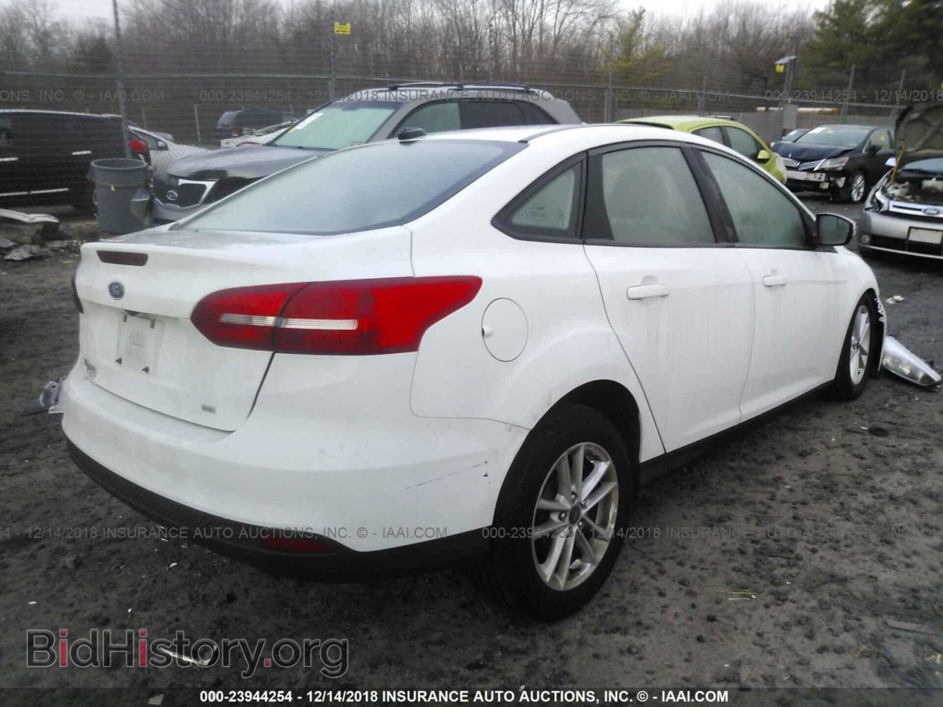 2016 FORD FOCUS - VIN: 1FADP3F27GL396837 - Photo 4