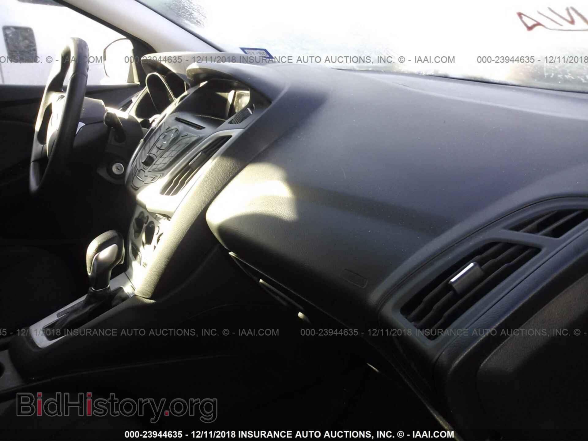 2014 Ford Focus - VIN: 1FADP3K29EL249549 - Photo 5