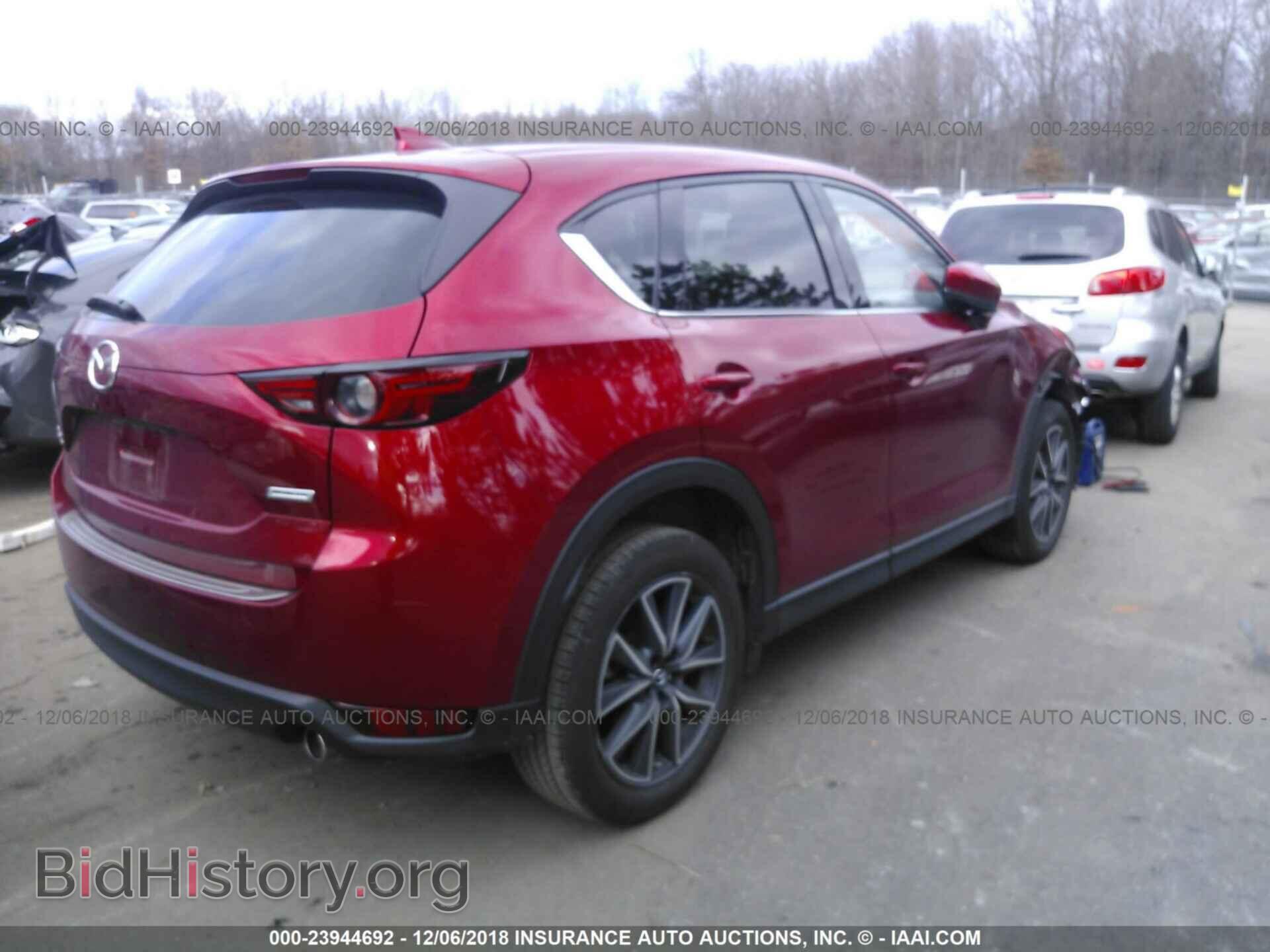 2017 MAZDA CX-5 - VIN: JM3KFBDL1H0141136 - Фото 4