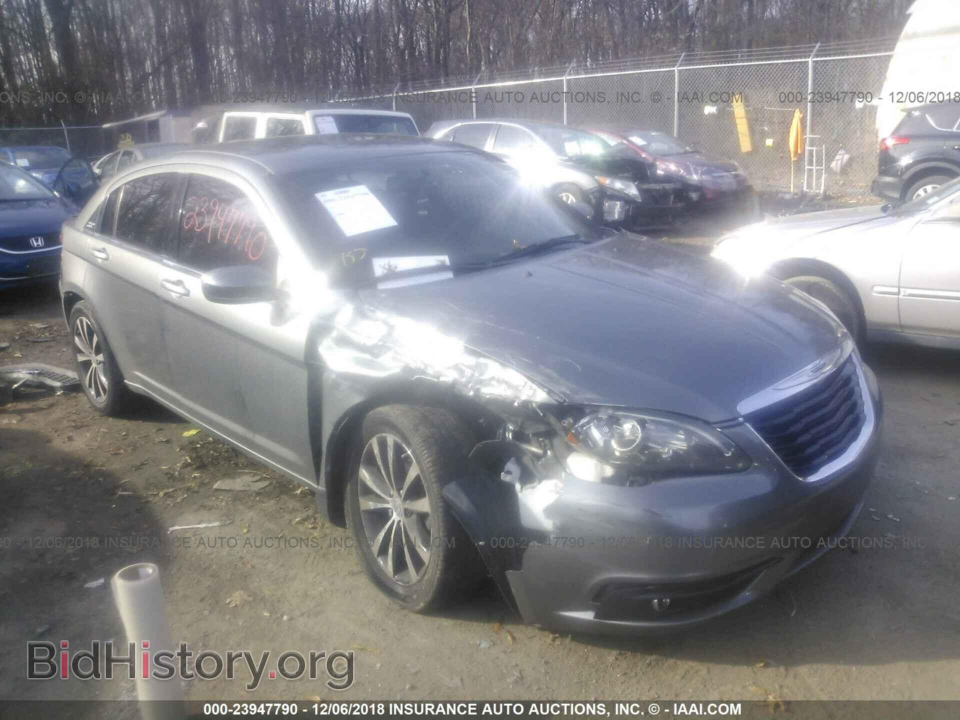 2013 CHRYSLER 200 - VIN: 1C3CCBBG3DN715636 - Фото 3