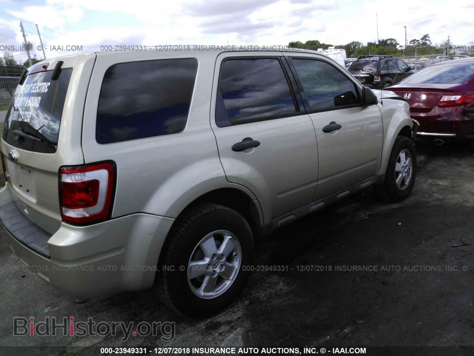 2011 FORD ESCAPE - VIN: 1FMCU9C74BKA34525 - Фото 4