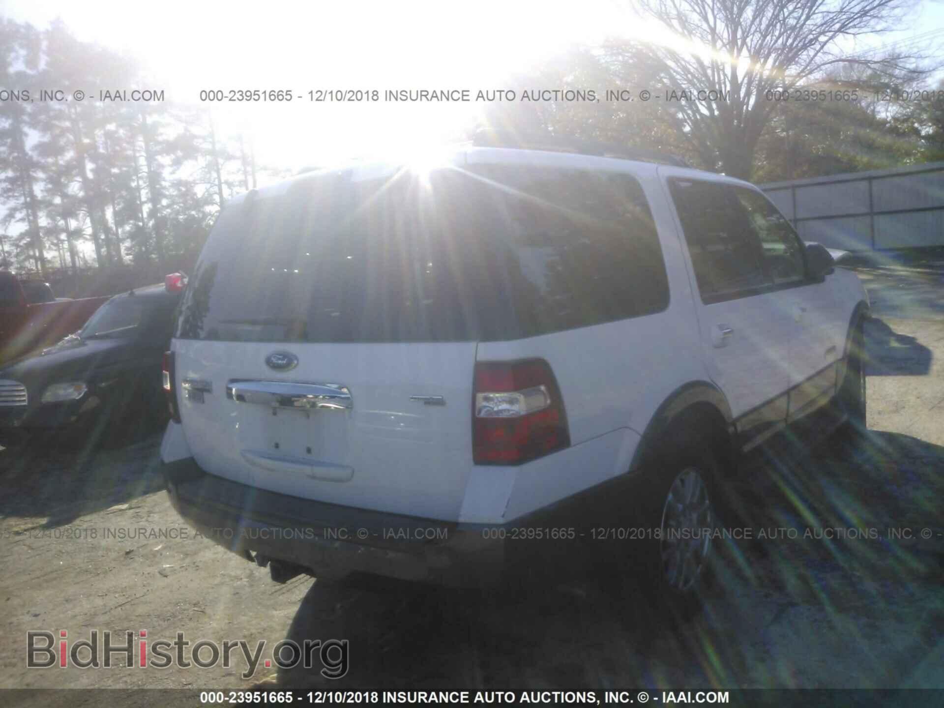 2007 FORD EXPEDITION - VIN: 1FMFU15577LA65215 - Фото 4