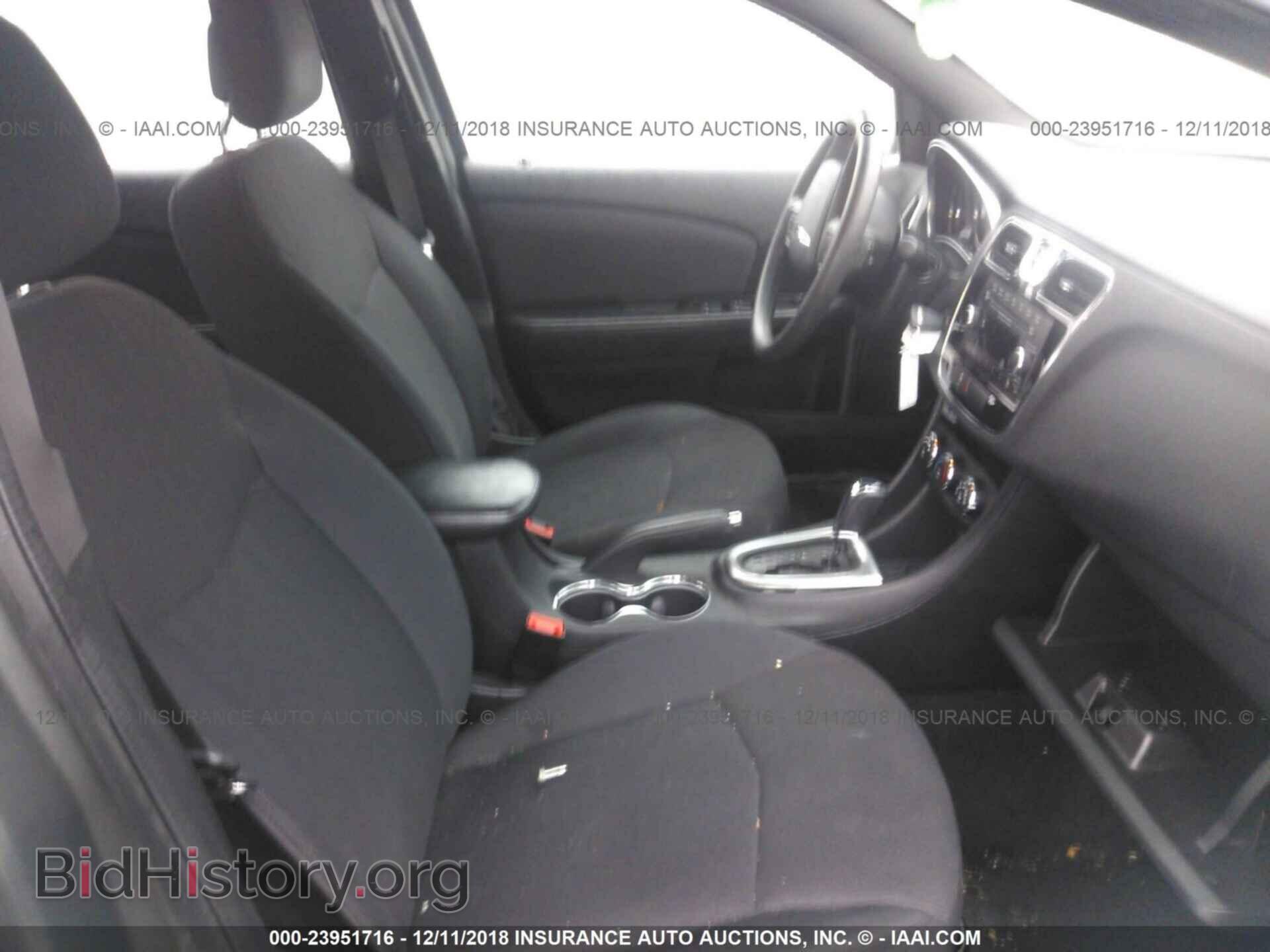 2012 CHRYSLER 200 - VIN: 1C3CCBAB1CN320519 - Photo 5