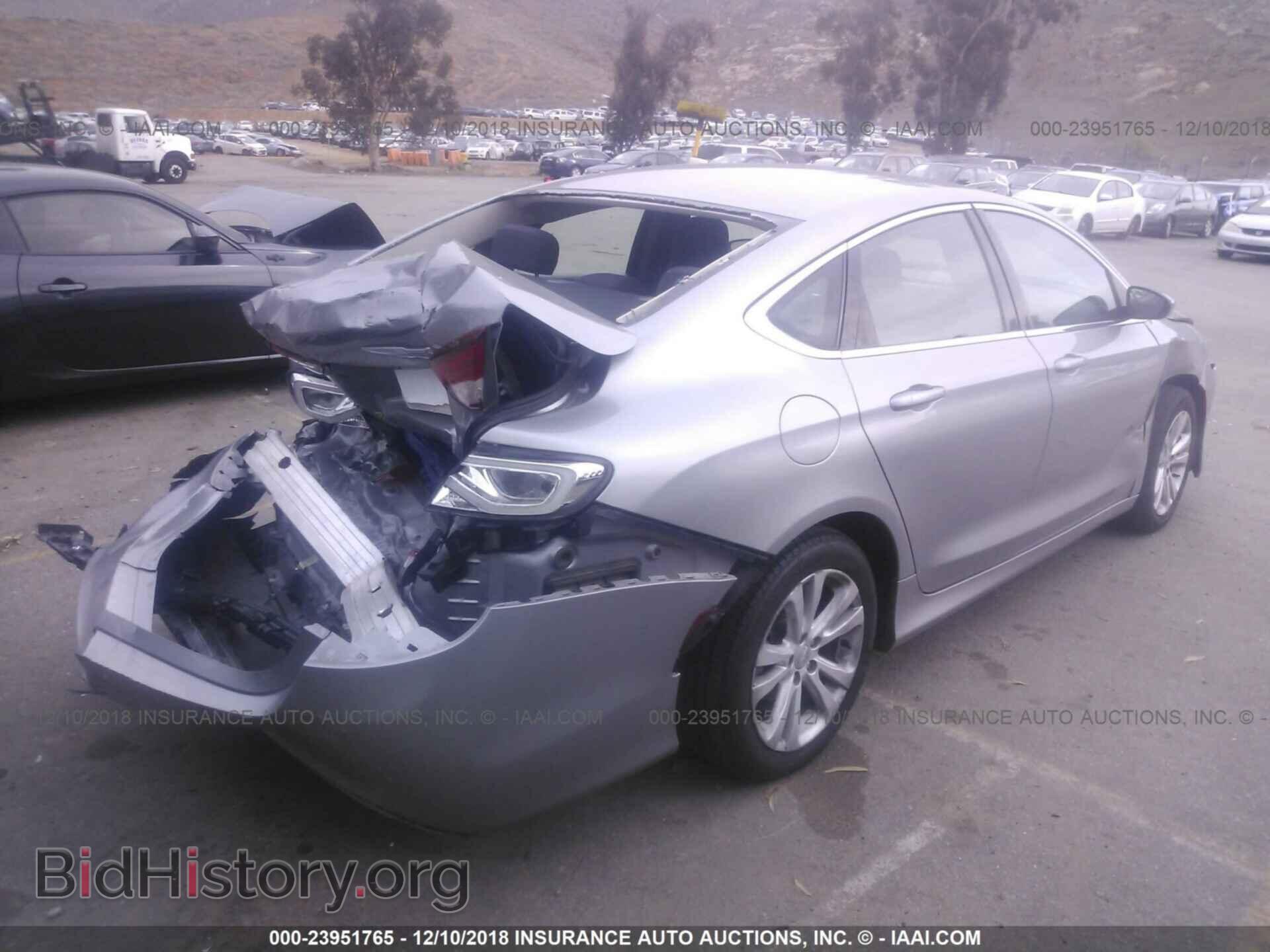 2015 CHRYSLER 200 - VIN: 1C3CCCAB0FN620790 - Фото 4