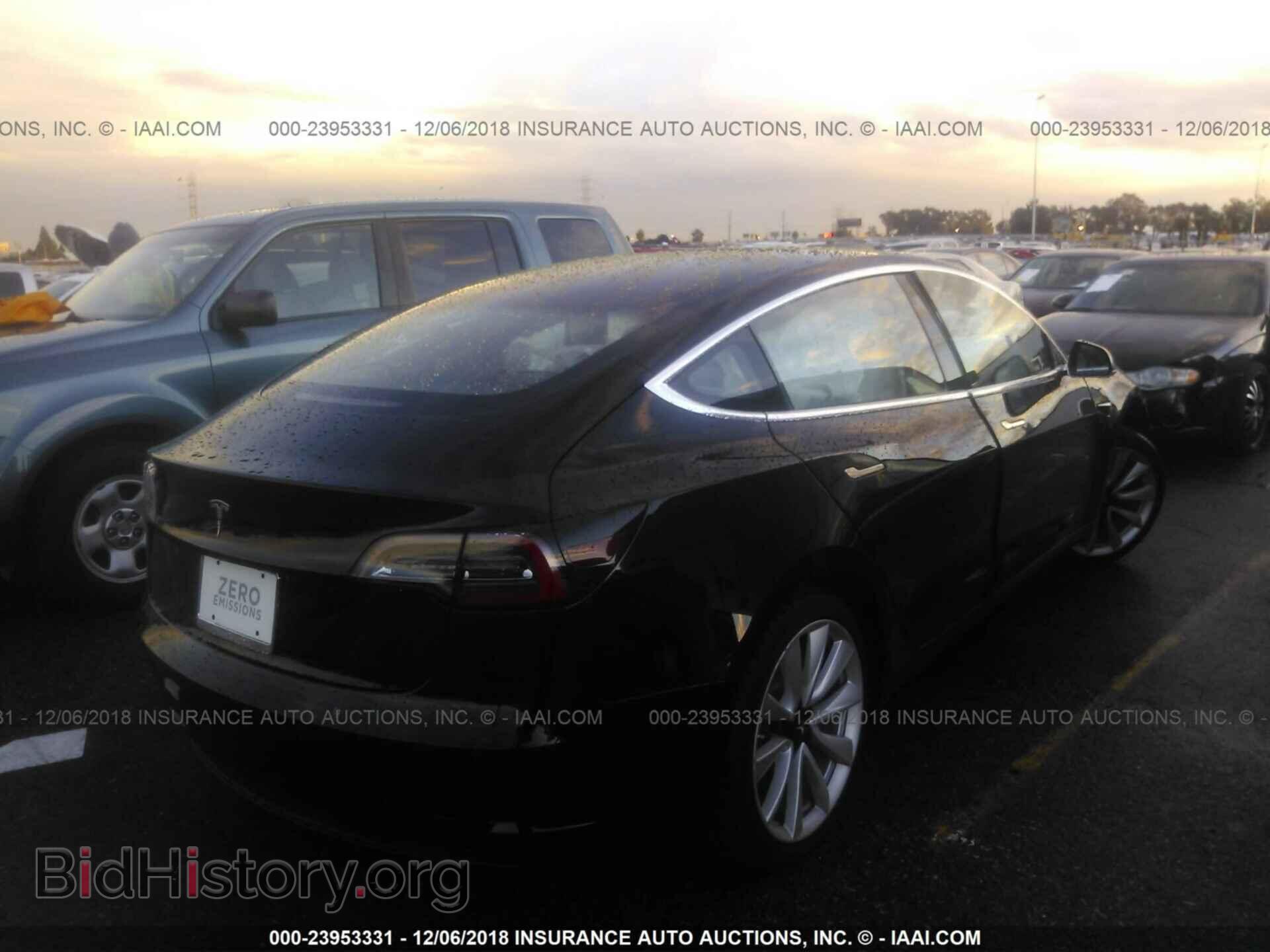 2018 TESLA MODEL 3 - VIN: 5YJ3E1EA7JF046692 - Photo 4