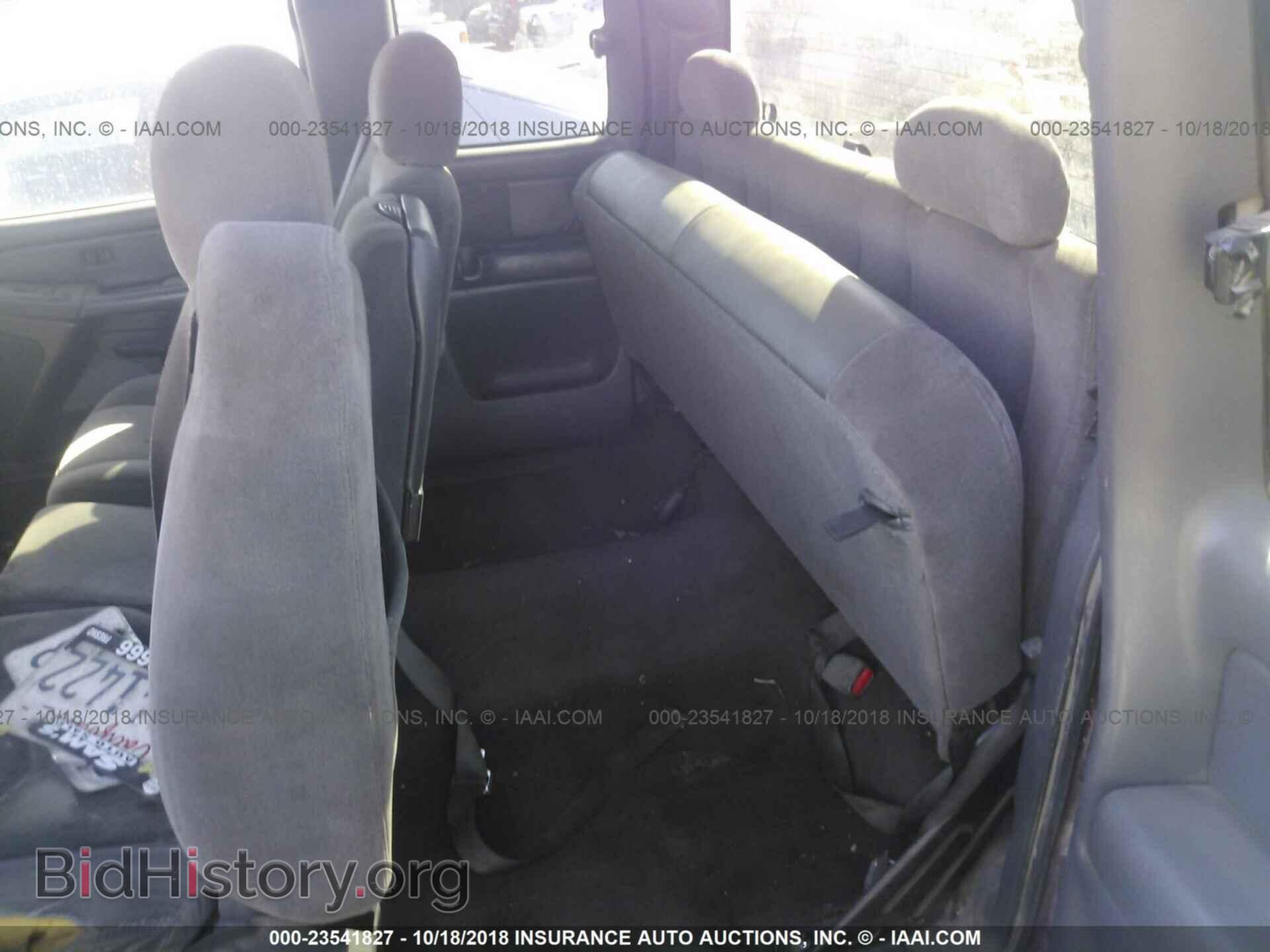 2005 CHEVROLET SILVERADO - VIN: 2GCEC19V451168768 - Photo 8