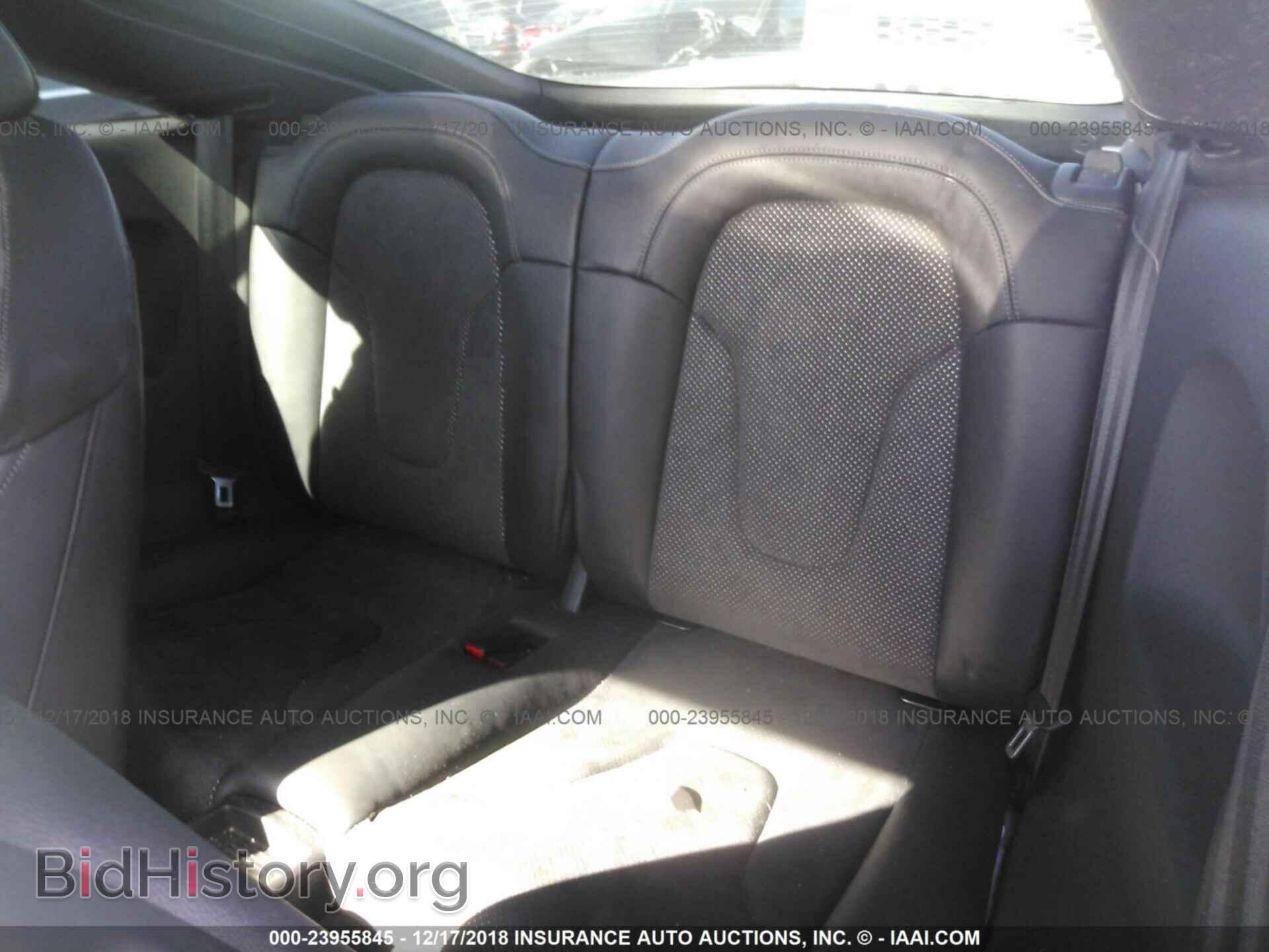 2011 AUDI TT - VIN: TRUBFAFK6B1018060 - Фото 8