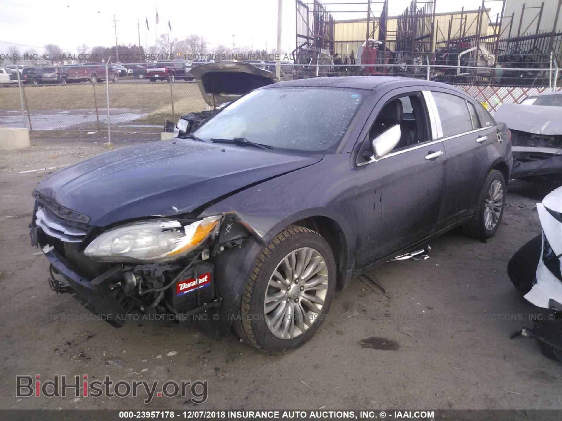 2012 CHRYSLER 200 - VIN: 1C3CCBCB2CN206221 - Photo 2