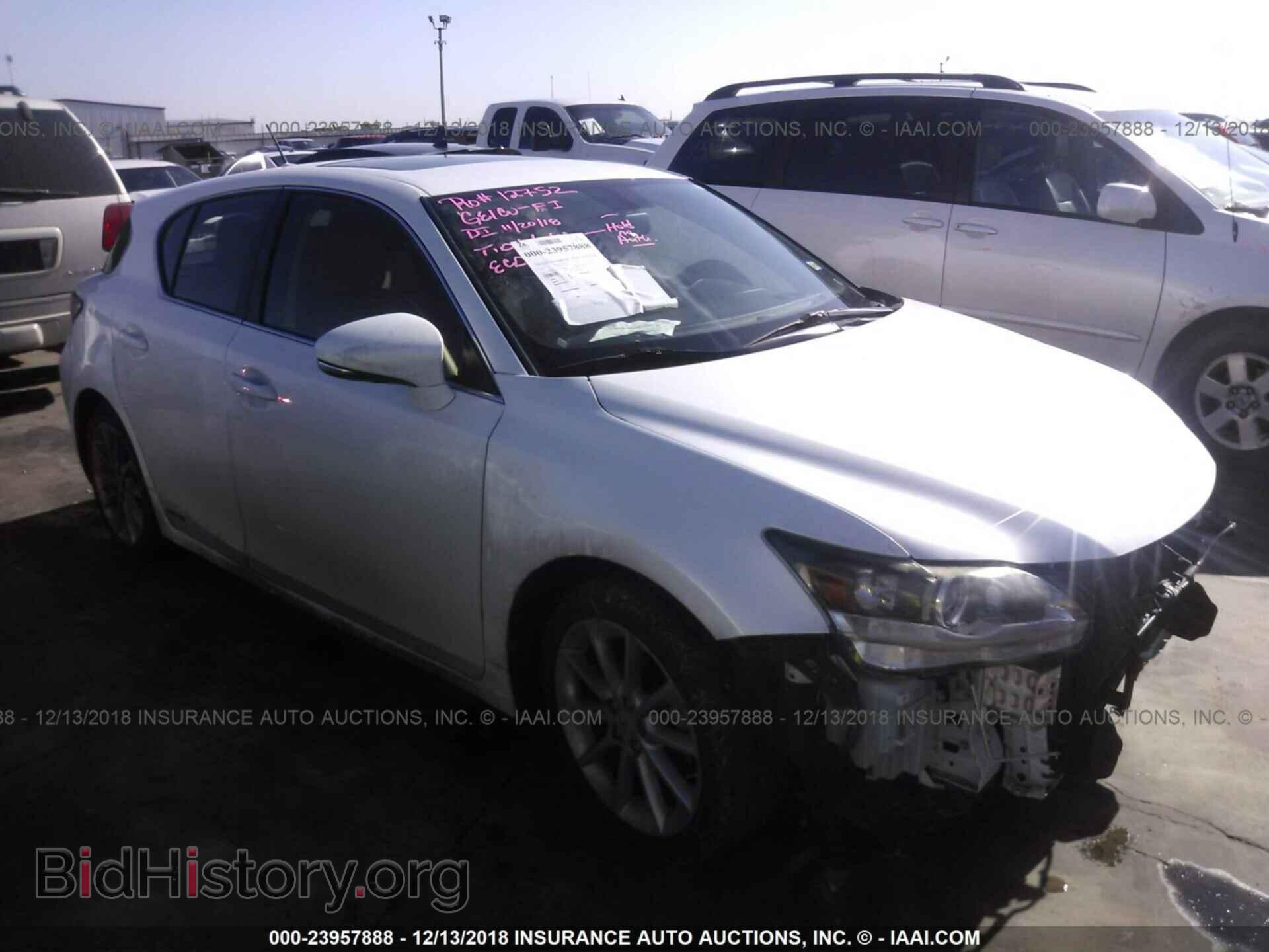 Фотография JTHKD5BH7B2033659 - LEXUS CT 2011