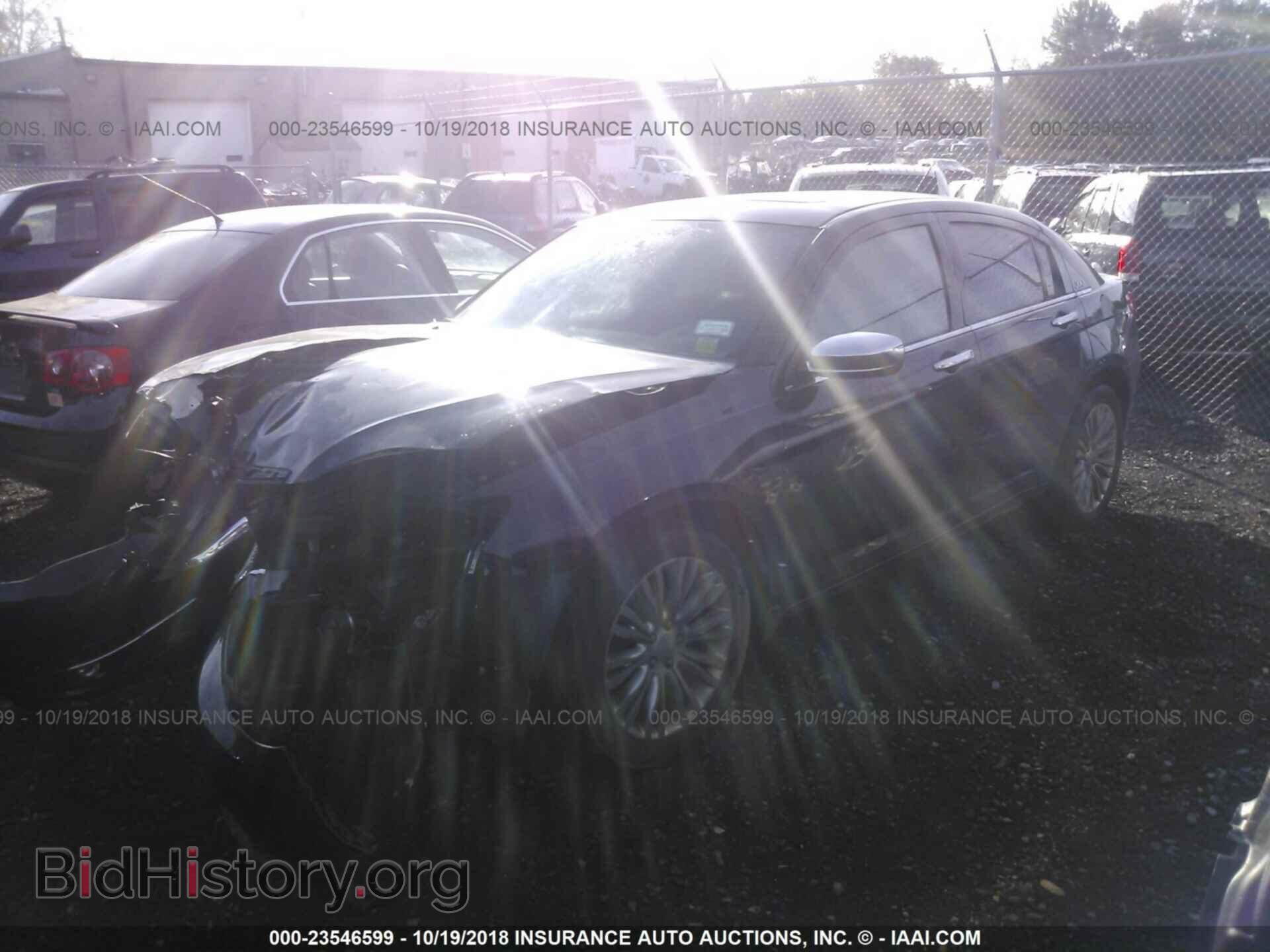 2012 CHRYSLER 200 - VIN: 1C3CCBCG5CN284536 - Фото 2