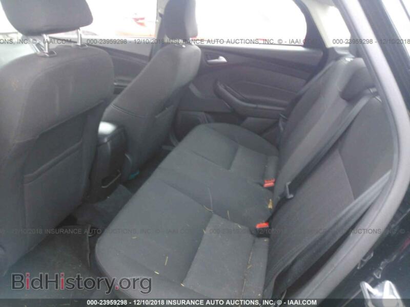 2016 Ford FOCUS (VIN 1FADP3F28GL204275) — фото 8 из 10