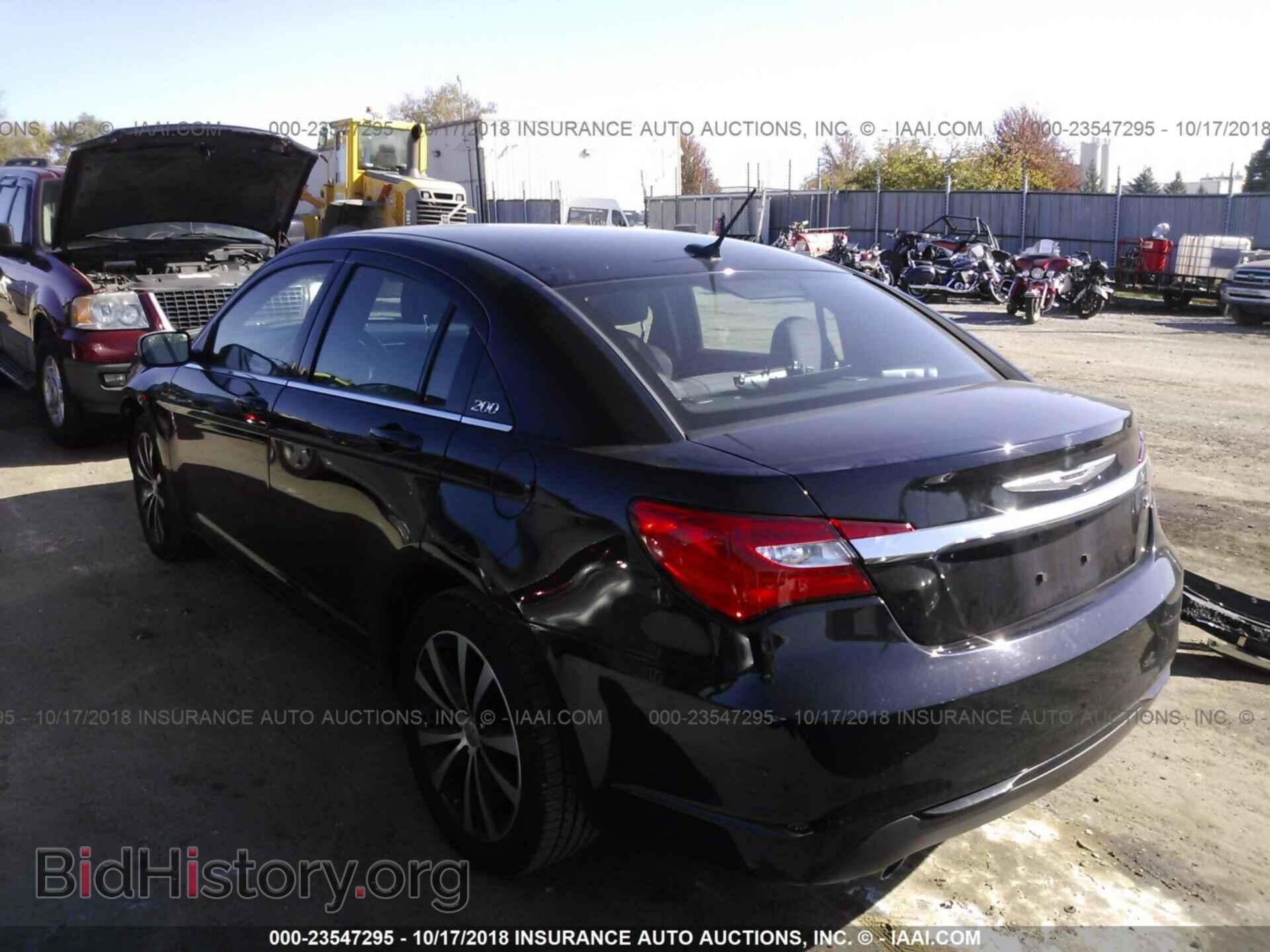 2014 CHRYSLER 200 - VIN: 1C3CCBBG4EN118576 - Фото 3