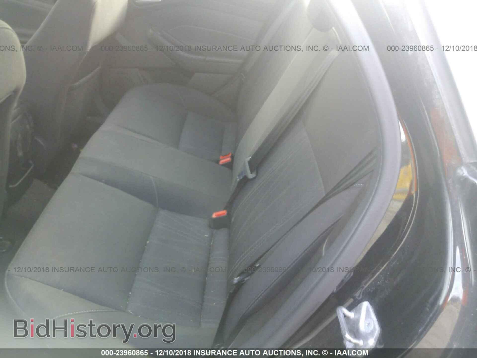 2016 FORD FOCUS - VIN: 1FADP3F22GL334892 - Photo 8