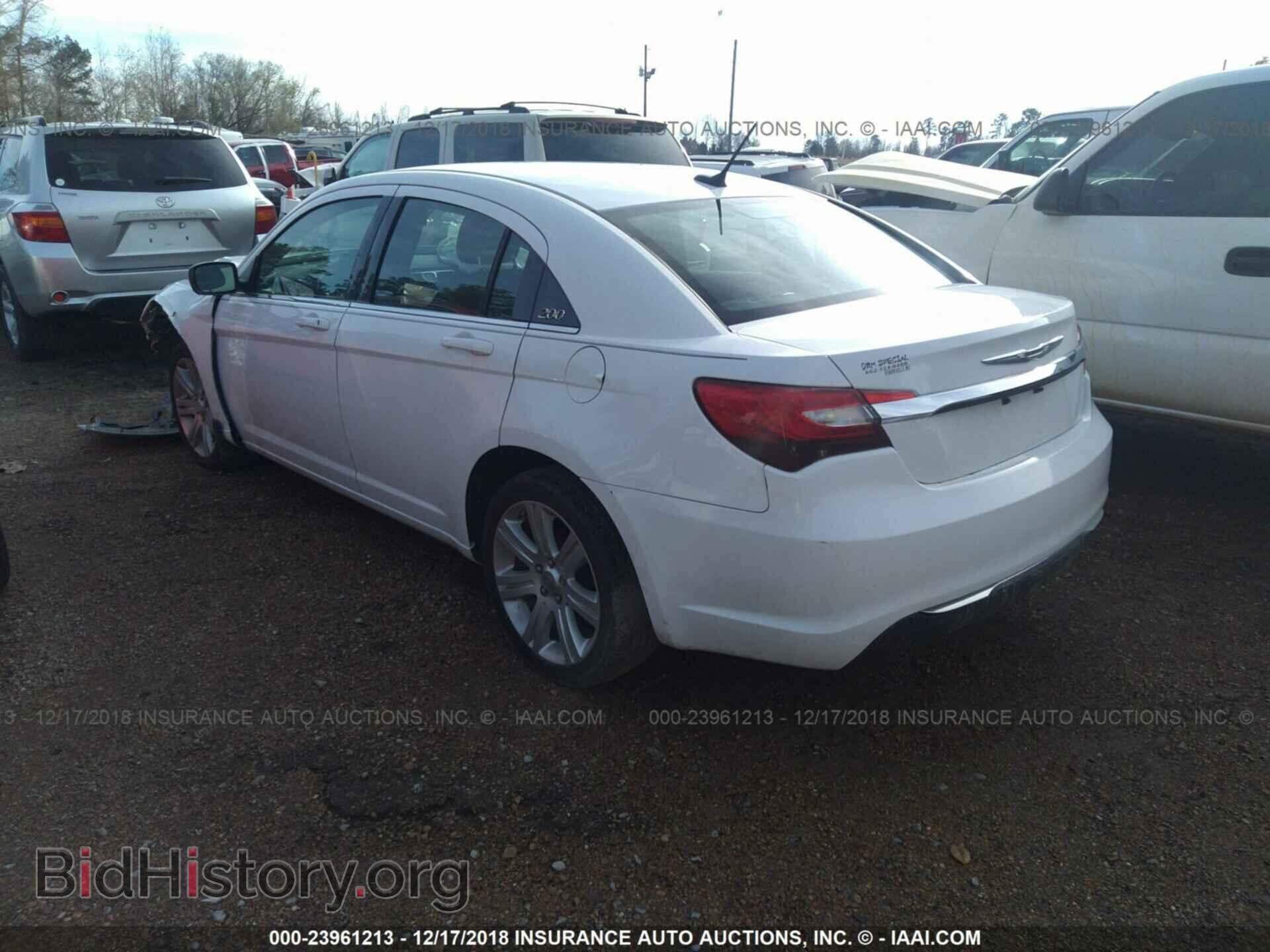 2013 CHRYSLER 200 - VIN: 1C3CCBAB4DN685973 - Фото 3