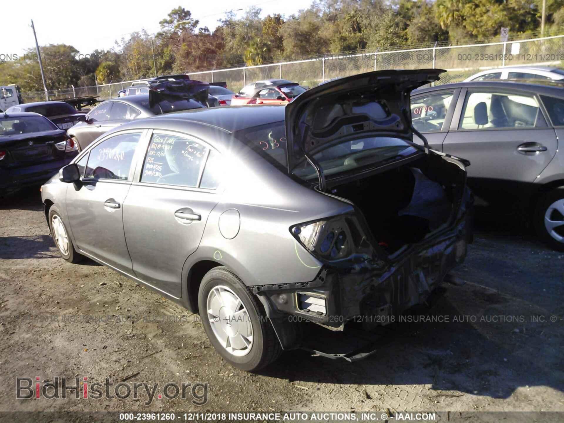 2012 Honda Civic - VIN: 2HGFB2F67CH566122 - Фото 3