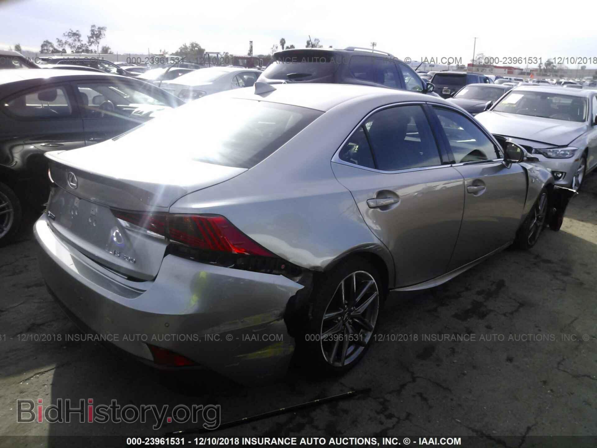 2018 LEXUS IS - VIN: JTHBA1D29J5076424 - Фото 4