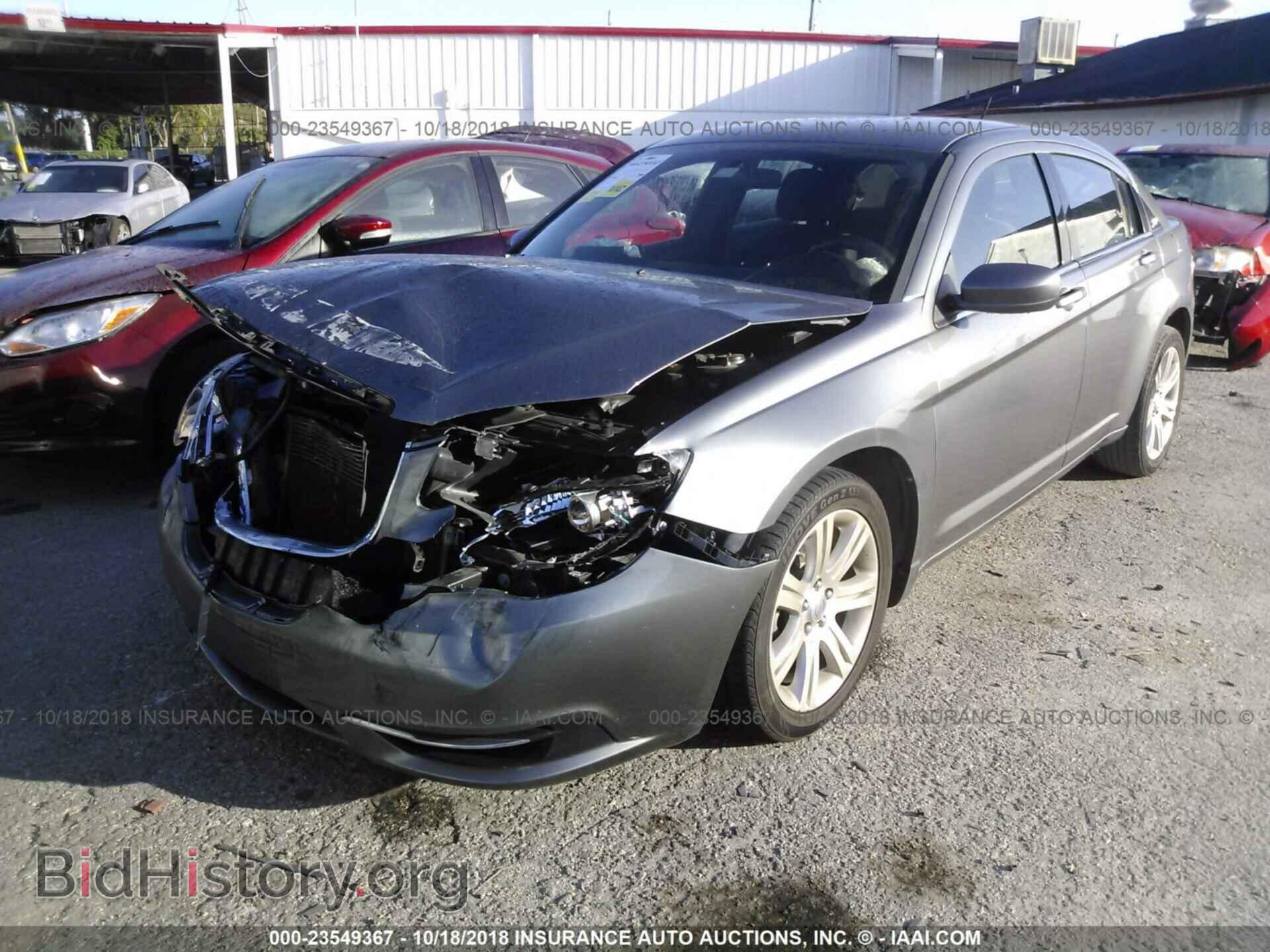 2013 CHRYSLER 200 - VIN: 1C3CCBAB5DN671614 - Фото 2