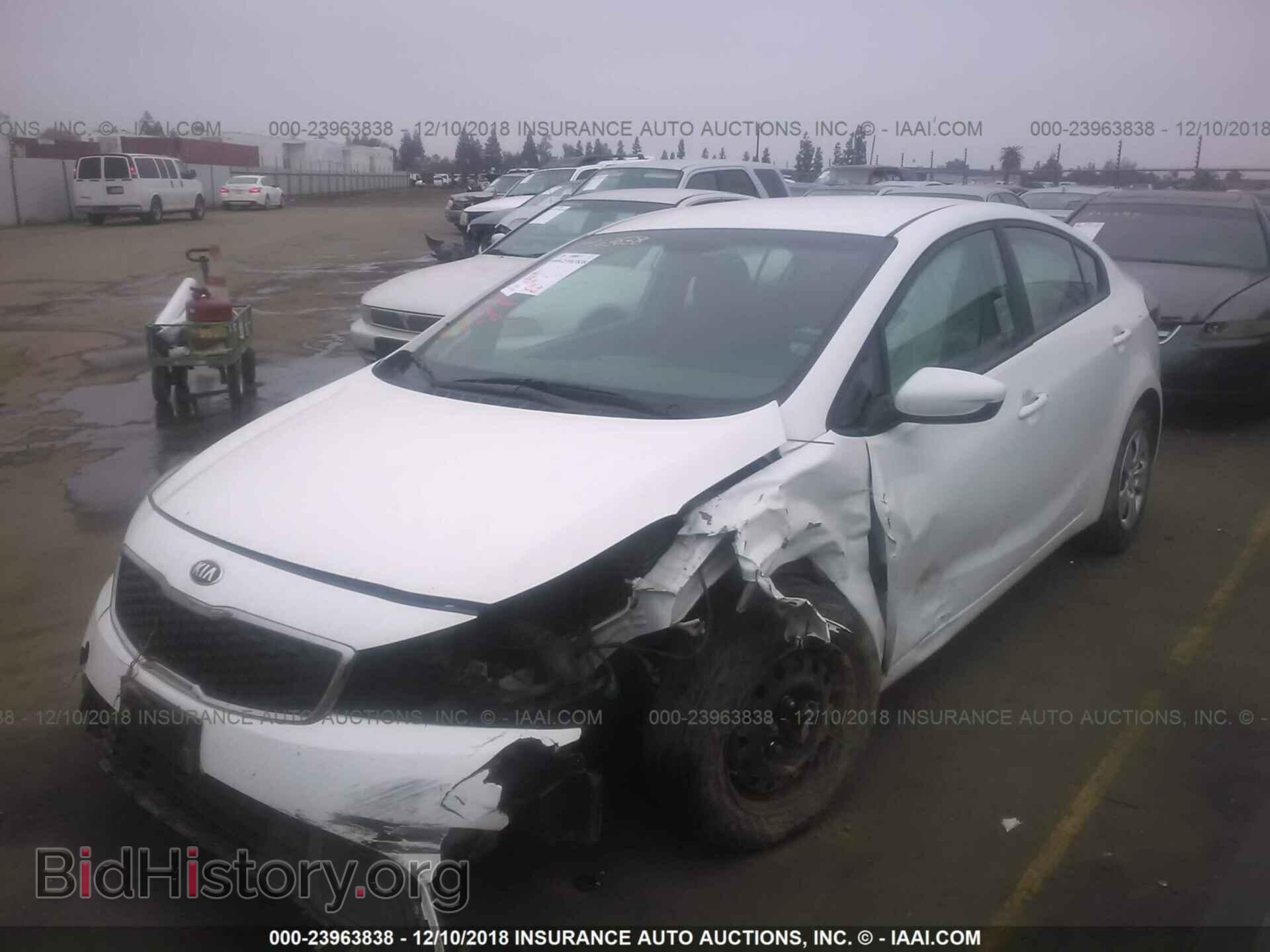 2017 KIA FORTE - VIN: 3KPFK4A78HE046508 - Фото 2