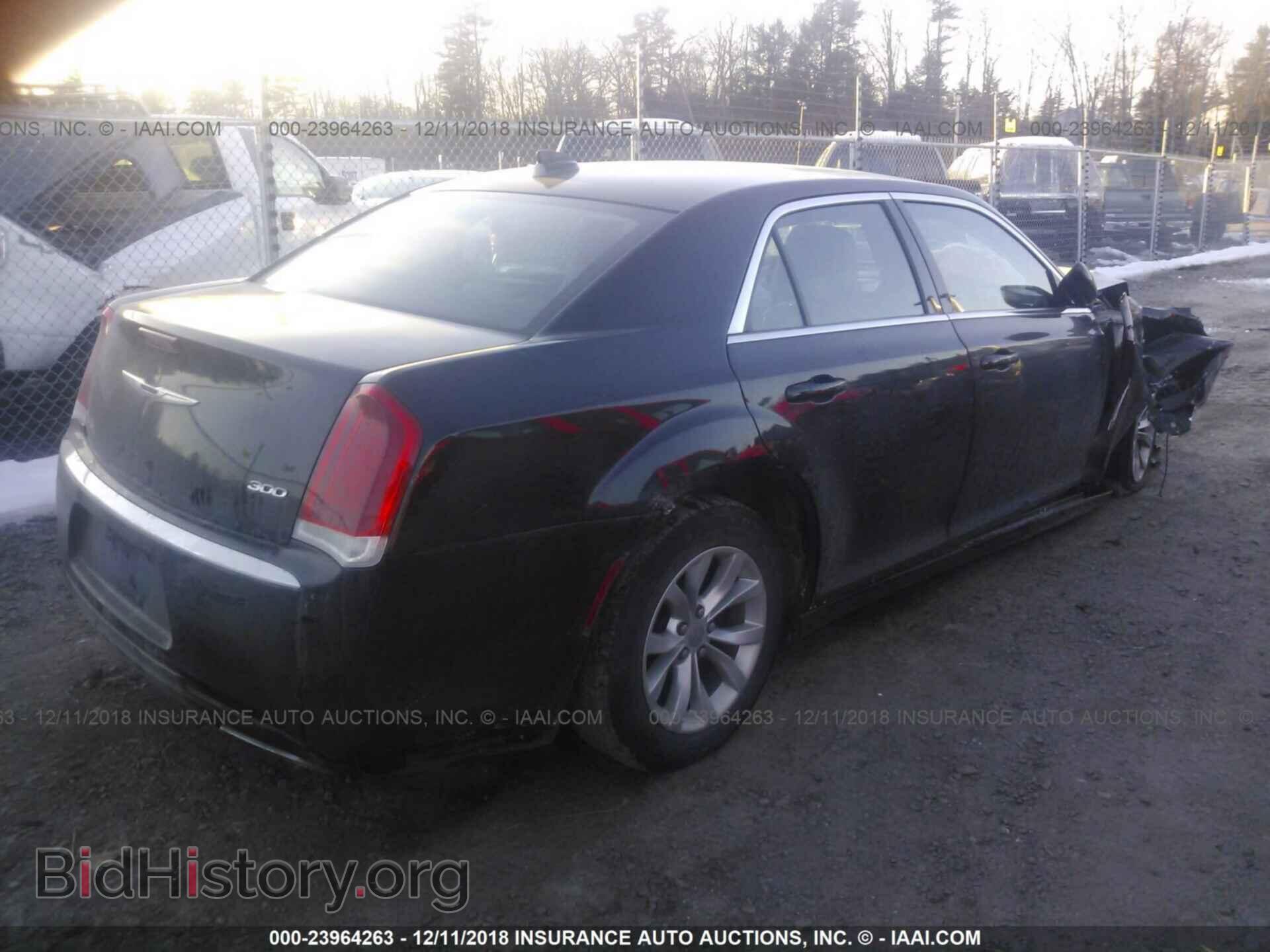 2015 CHRYSLER 300 - VIN: 2C3CCAAG2FH882531 - Фото 4