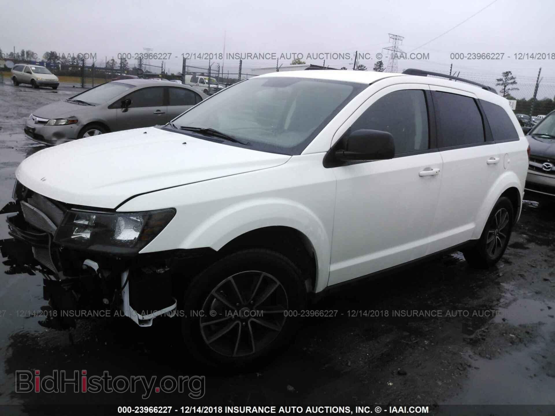 2018 DODGE JOURNEY - VIN: 3C4PDCAB1JT294596 - Фото 2