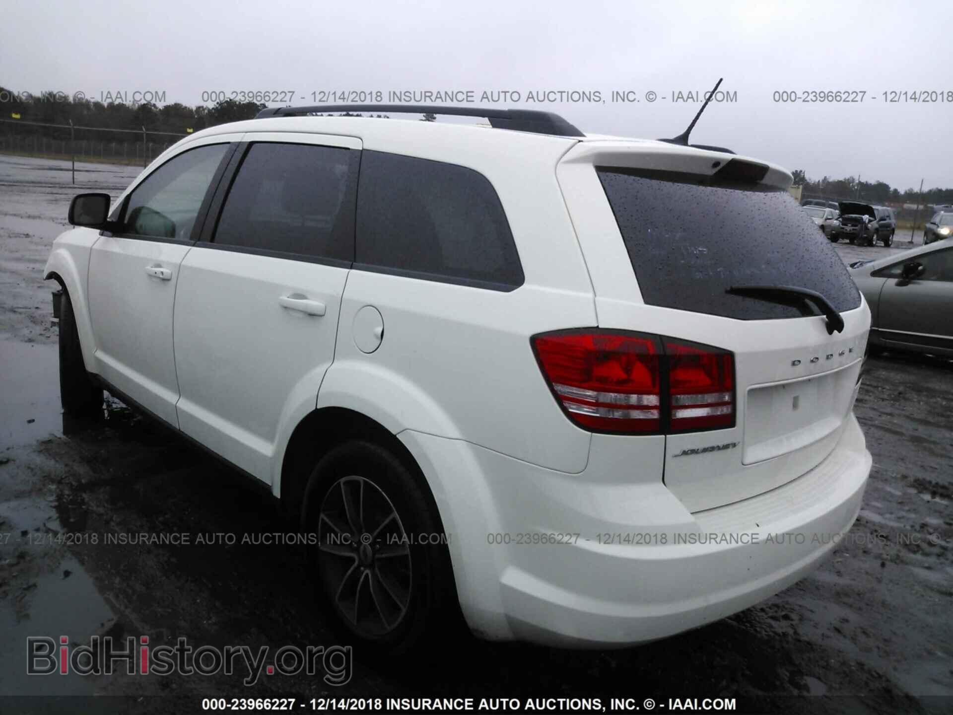 2018 DODGE JOURNEY - VIN: 3C4PDCAB1JT294596 - Фото 3