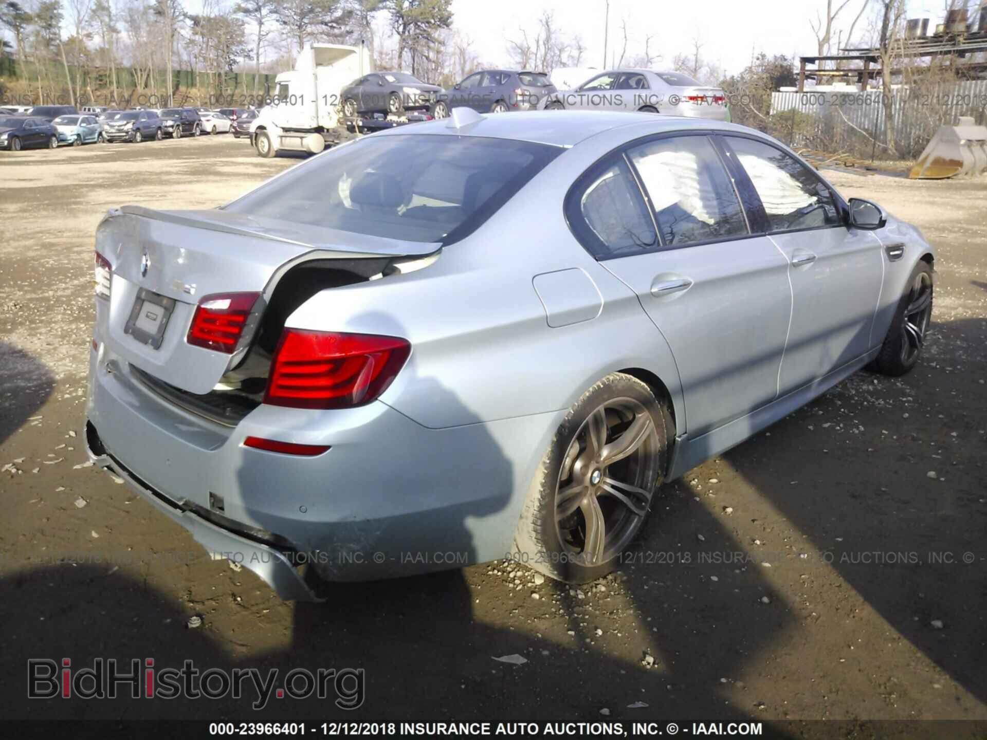 2013 BMW M5 - VIN: WBSFV9C59DD096094 - Фото 4
