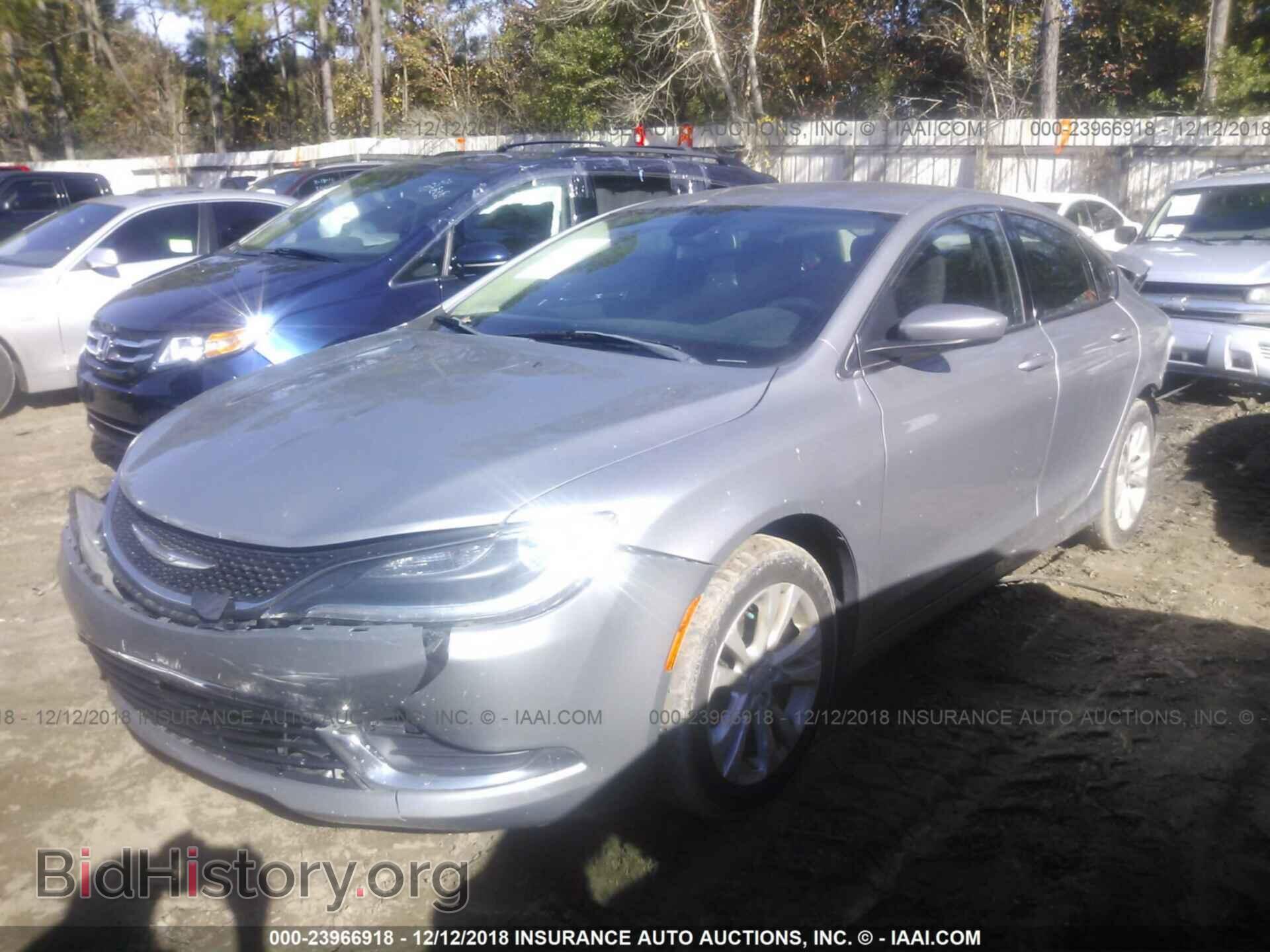 2015 CHRYSLER 200 - VIN: 1C3CCCABXFN700307 - Photo 2