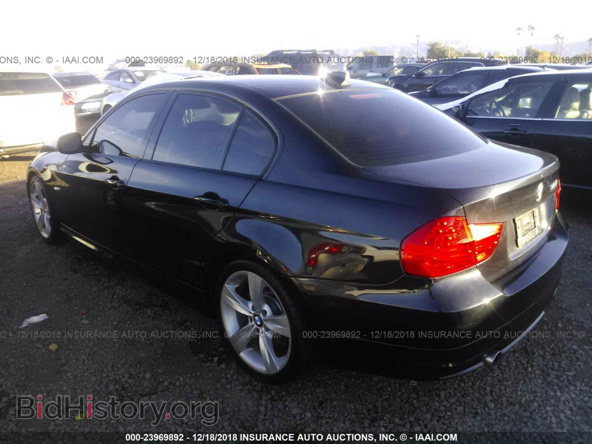 2010 BMW 335 - VIN: WBAPM7C57AA367196 - Photo 3