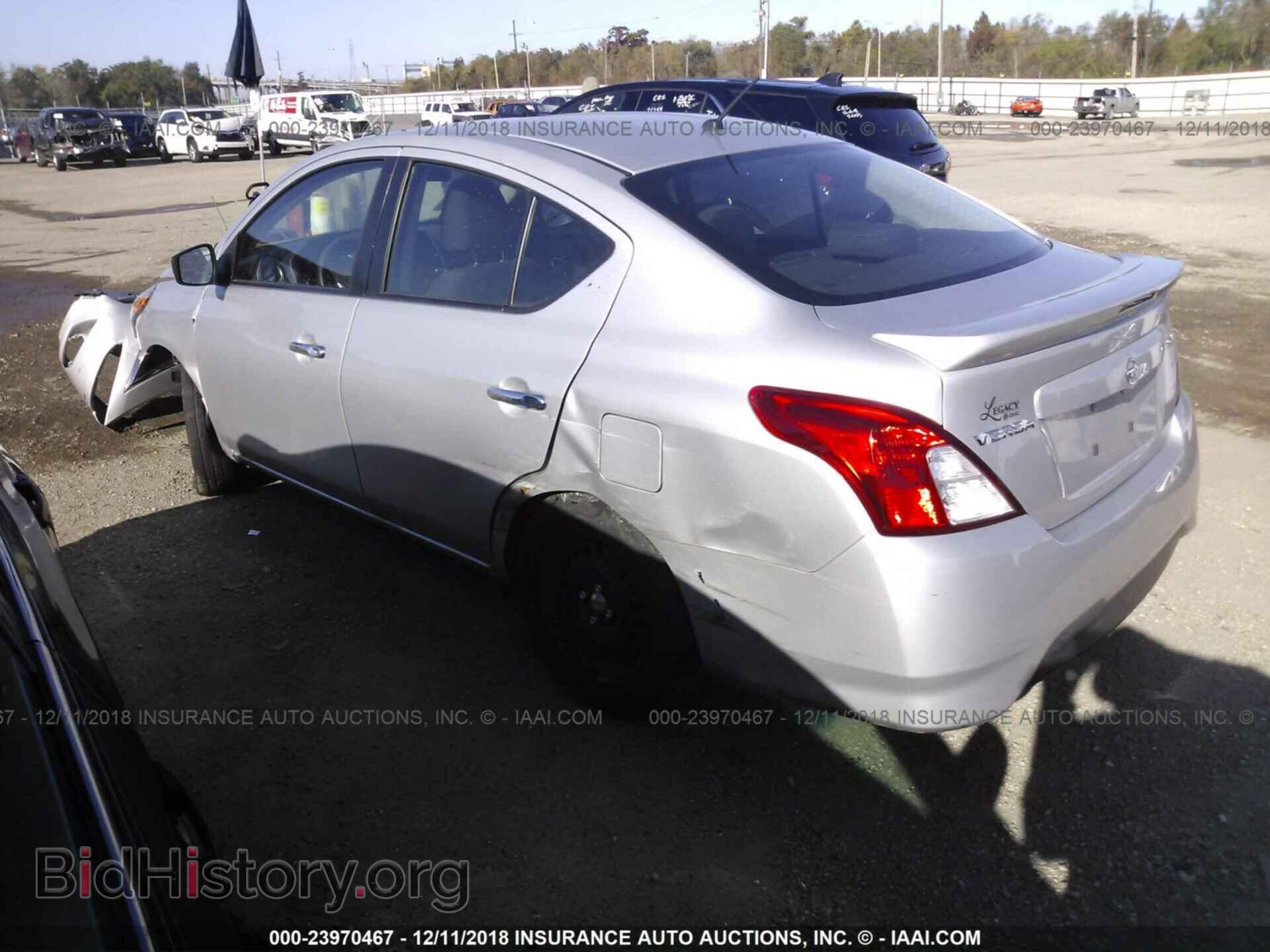 2017 NISSAN VERSA - VIN: 3N1CN7AP1HL814405 - Фото 3