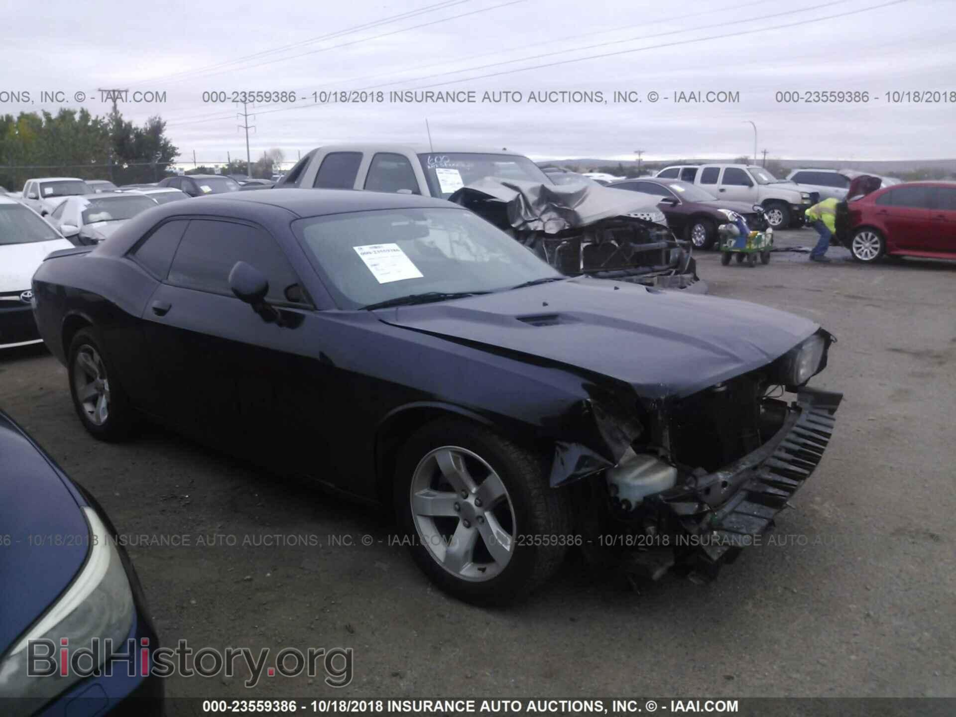 Photo 2C3CDYAG0CH148049 - DODGE CHALLENGER 2012