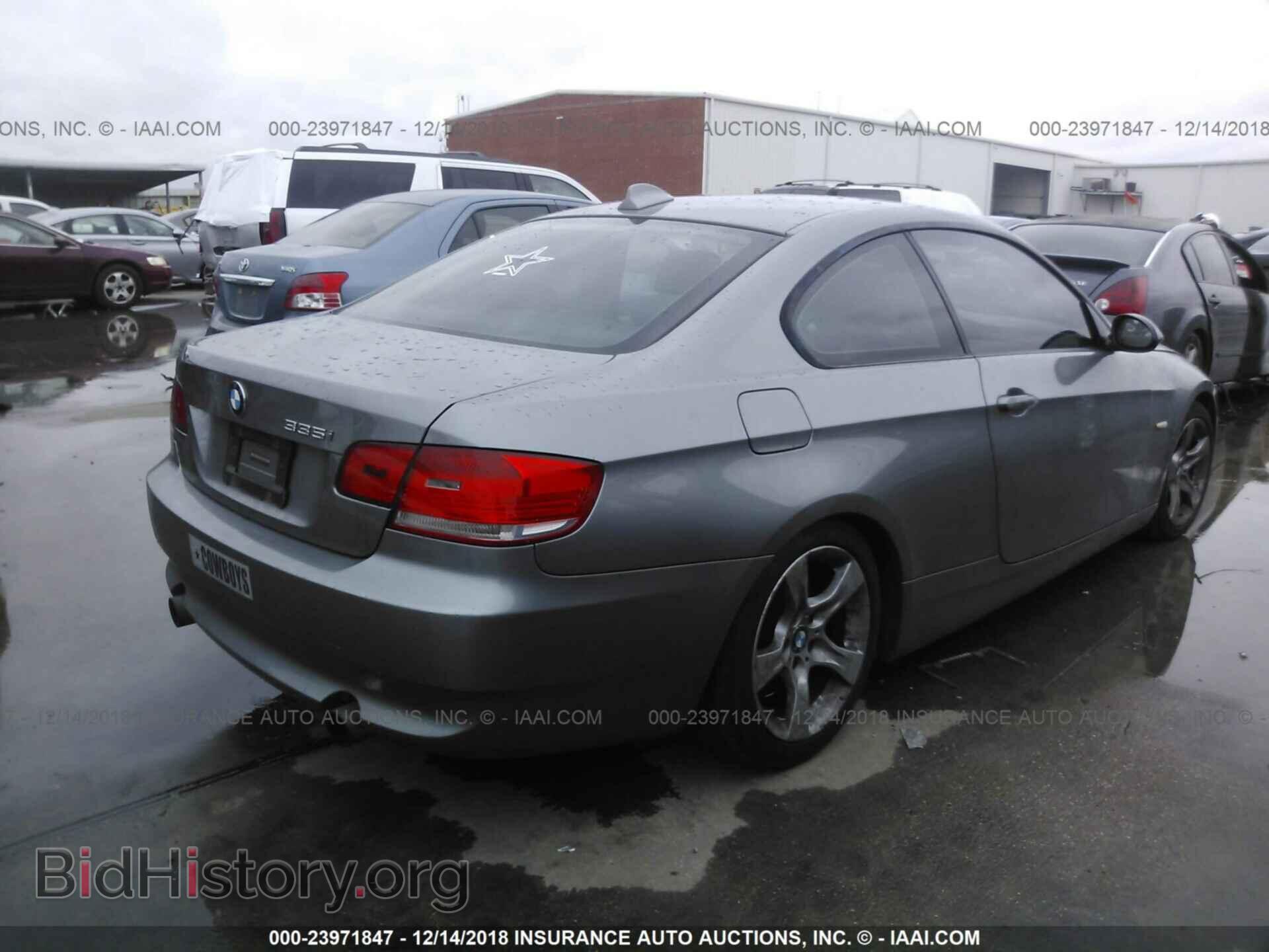 2009 BMW 335 - VIN: WBAWB73569P044767 - Фото 4