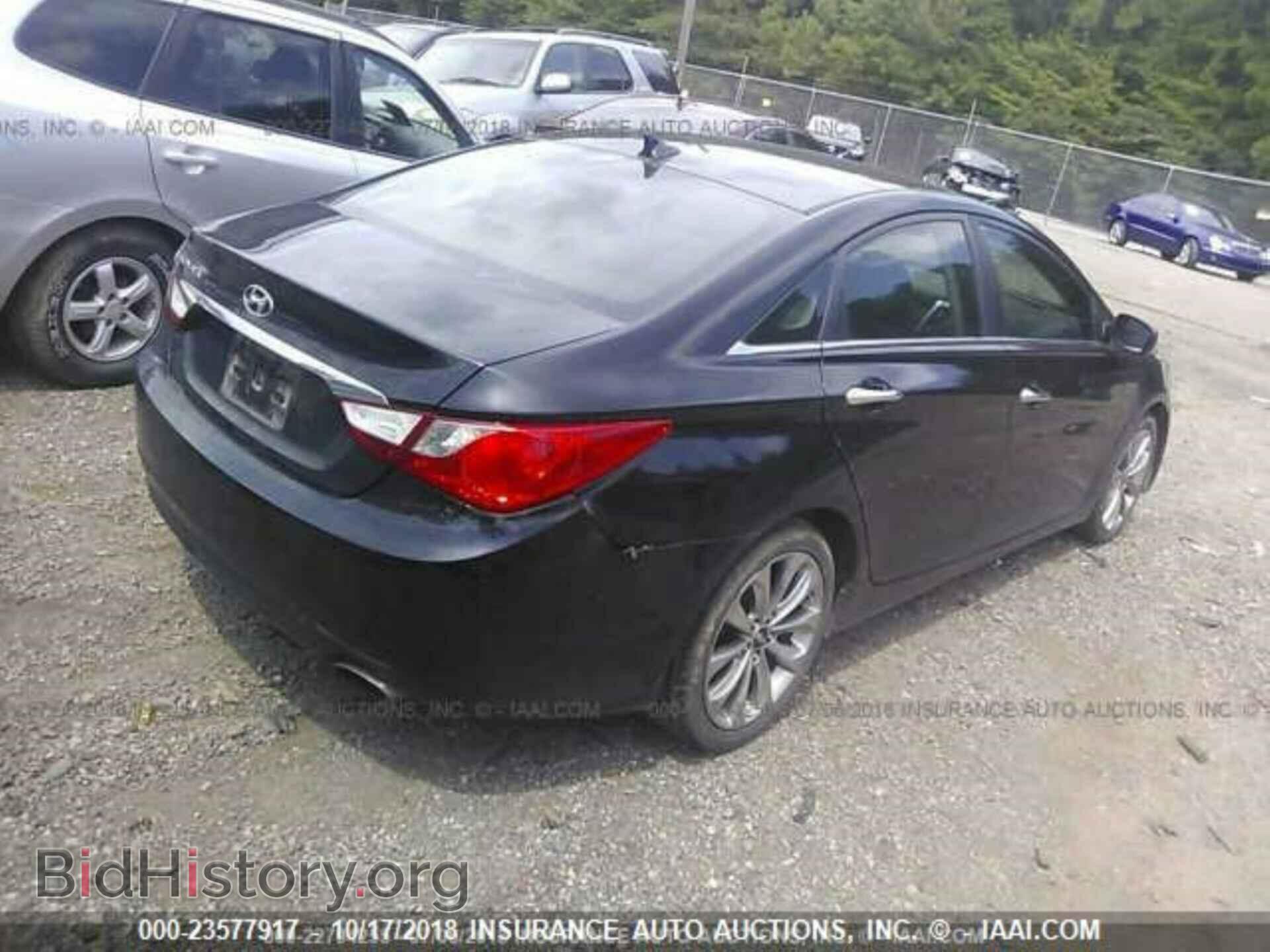 2013 CHRYSLER 200 - VIN: 1C3CCBAB9DN604756 - Фото 4