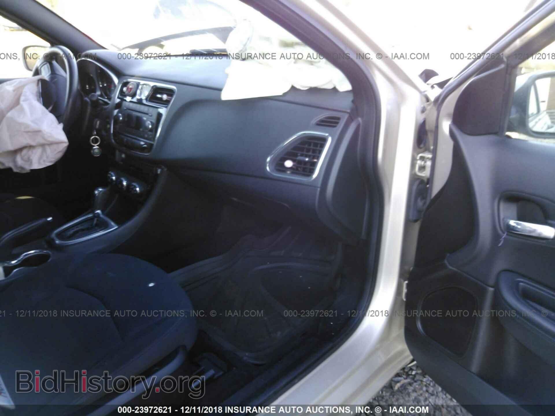 2013 CHRYSLER 200 - VIN: 1C3CCBAB3DN686449 - Фото 5