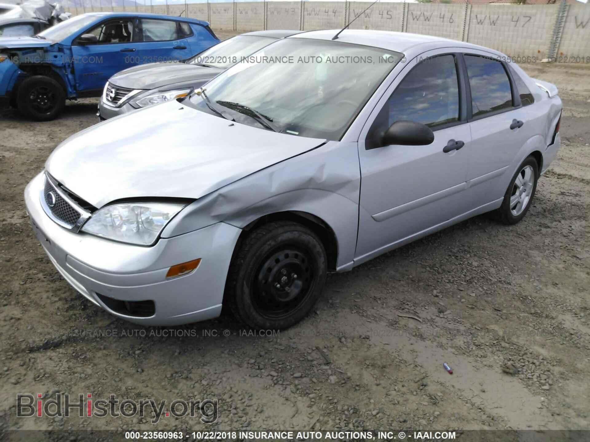 2007 FORD FOCUS - VIN: 1FAHP34N37W364559 - Фото 2