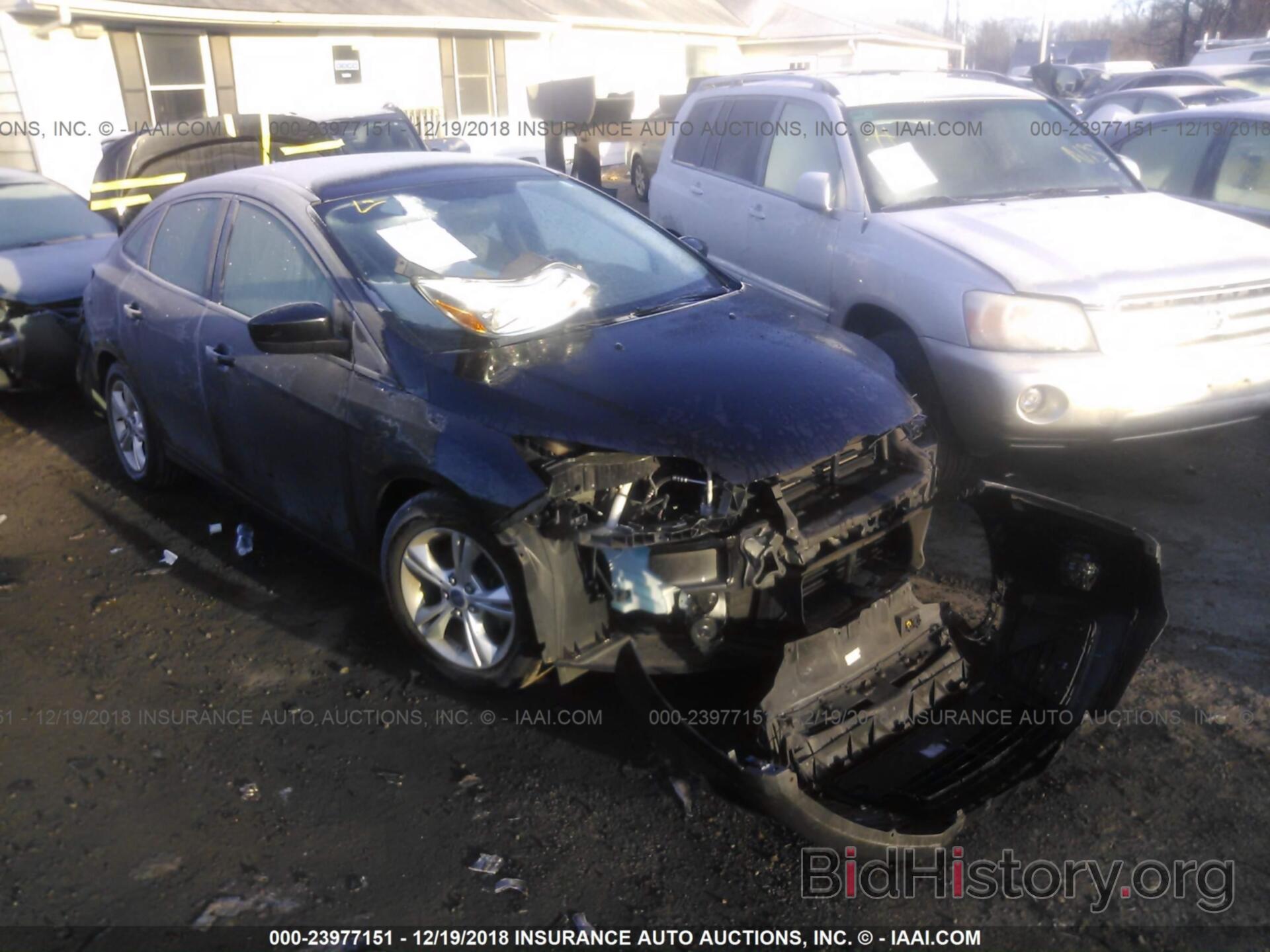 Photo 1FAHP3F2XCL310321 - FORD FOCUS 2012