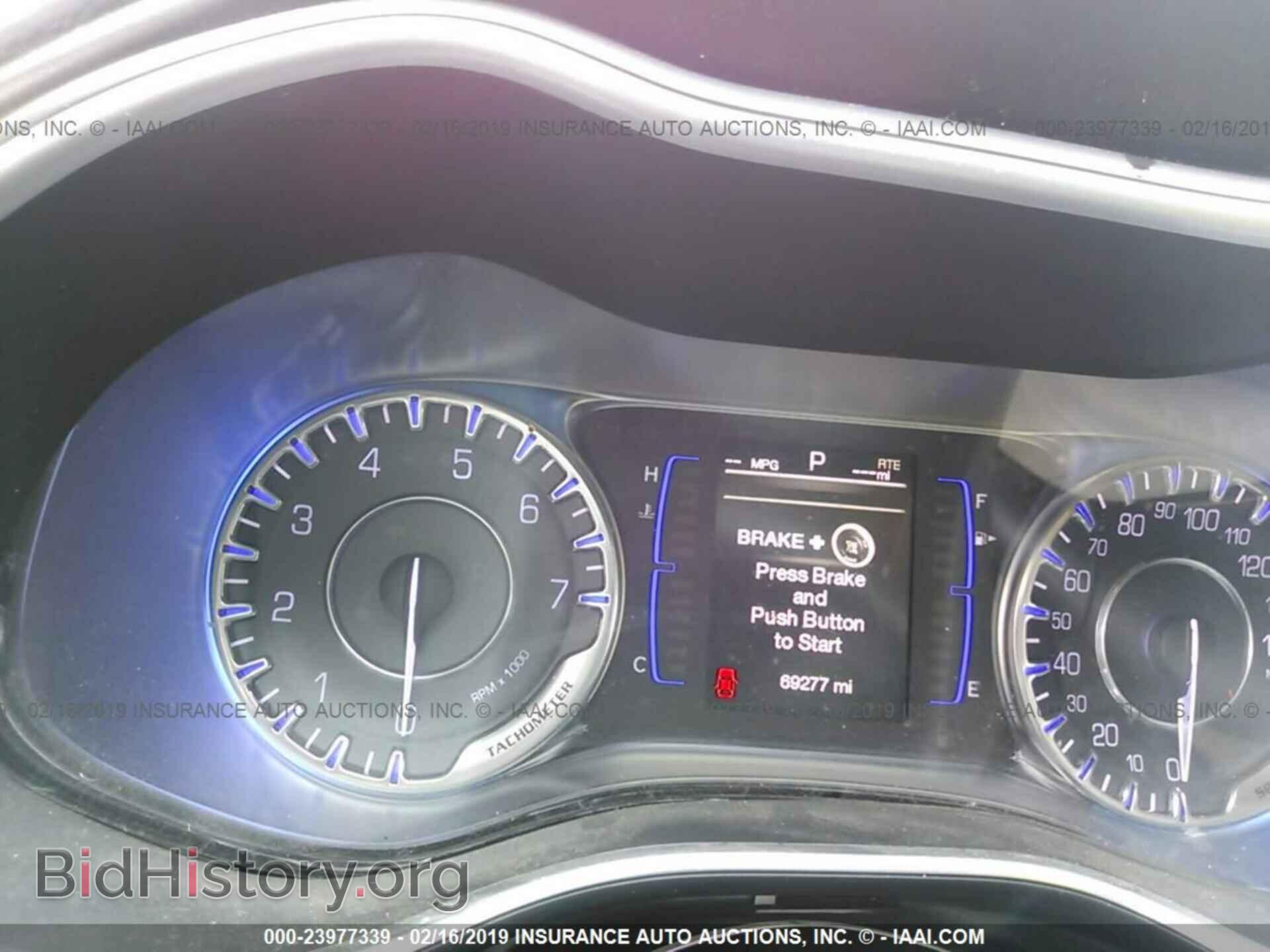 2015 CHRYSLER 200 - VIN: 1C3CCCAB1FN657640 - Photo 7