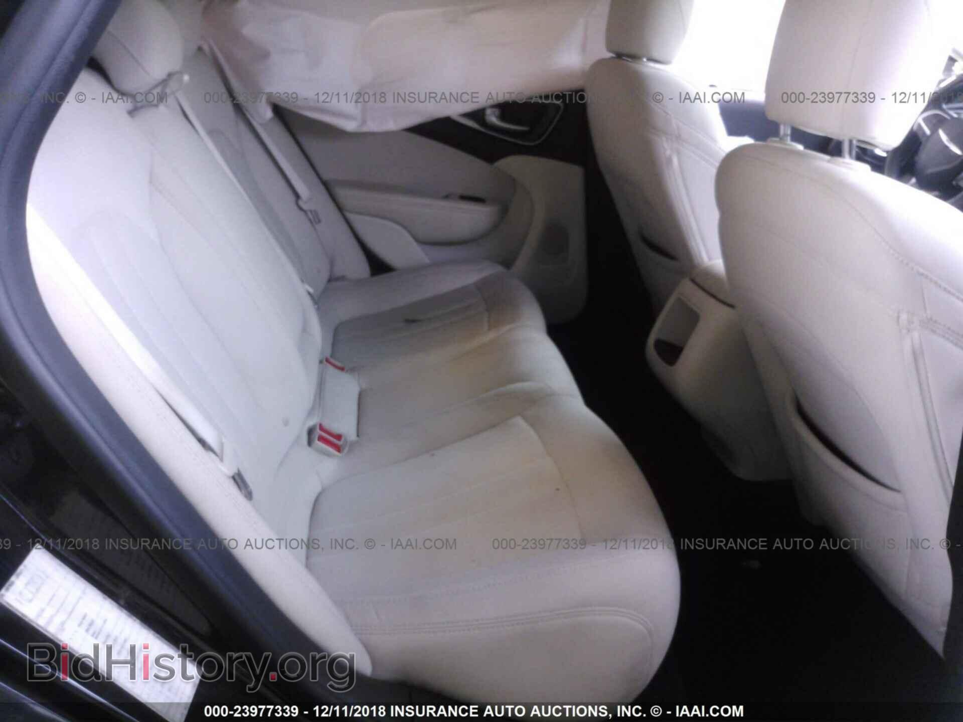 2015 CHRYSLER 200 - VIN: 1C3CCCAB1FN657640 - Photo 8