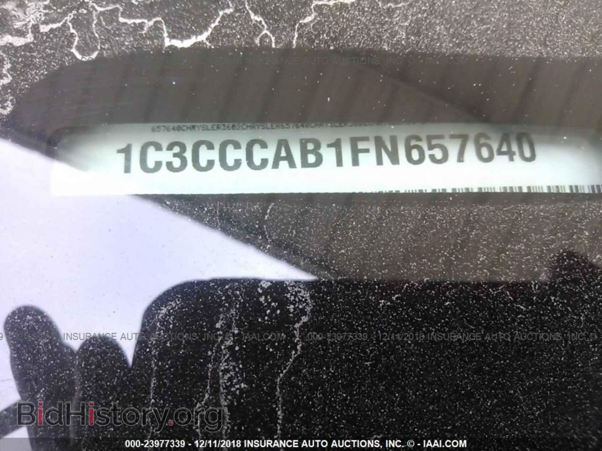 2015 CHRYSLER 200 - VIN: 1C3CCCAB1FN657640 - Photo 9