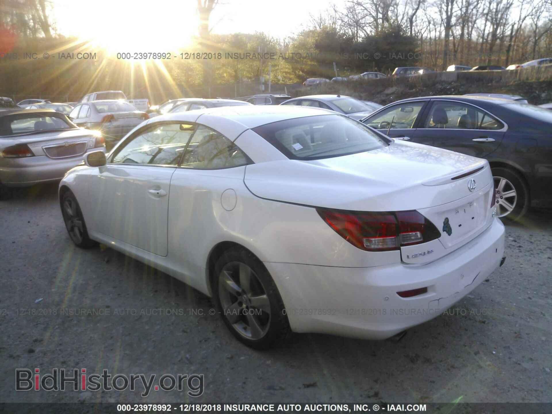 2010 LEXUS IS - VIN: JTHFE2C22A2501349 - Photo 3