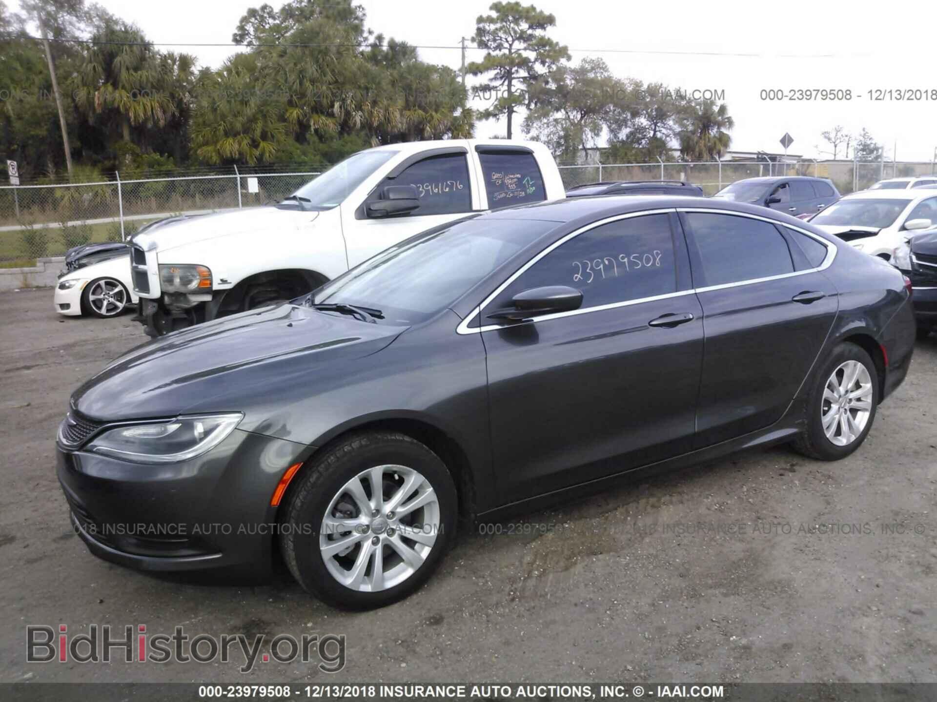 2016 CHRYSLER 200 - VIN: 1C3CCCFB5GN196002 - Photo 2