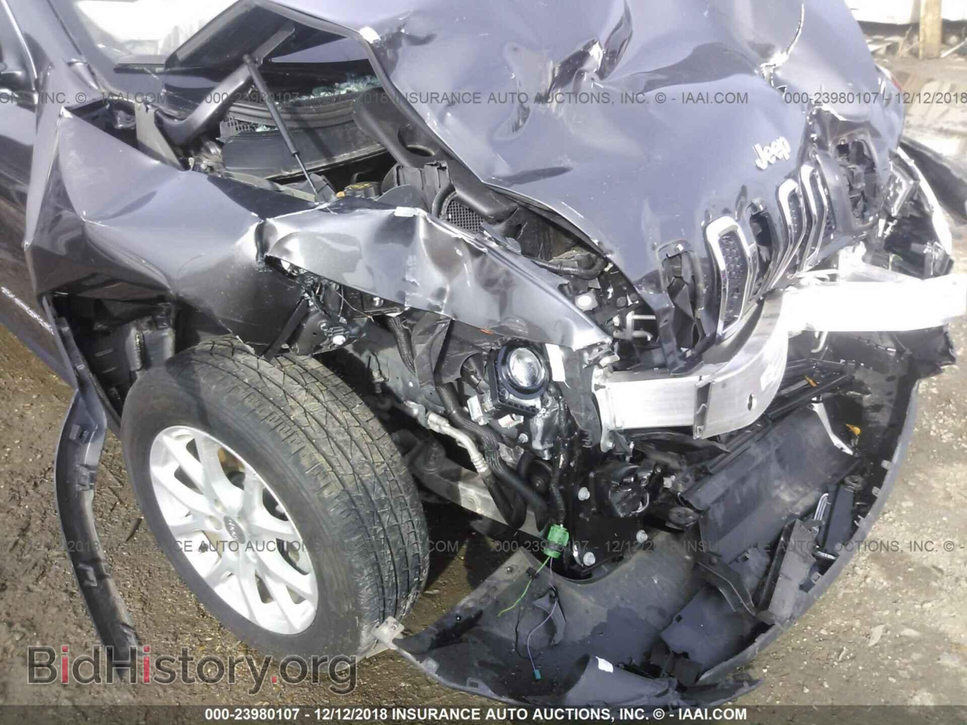 2017 JEEP CHEROKEE - VIN: 1C4PJLCB3HW585773 - Фото 6