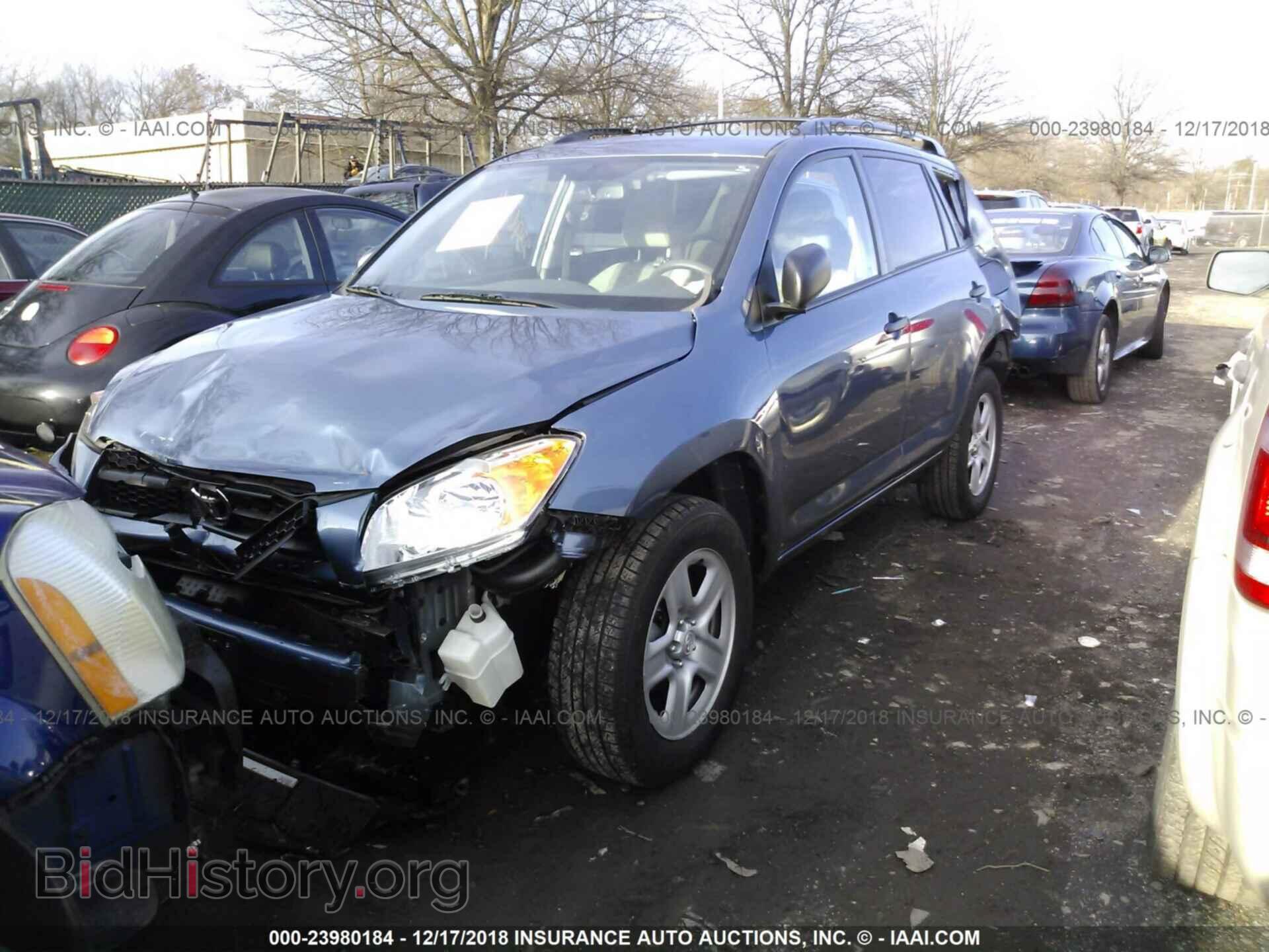 2012 Toyota Rav4 - VIN: 2T3BF4DV3CW181633 - Фото 2