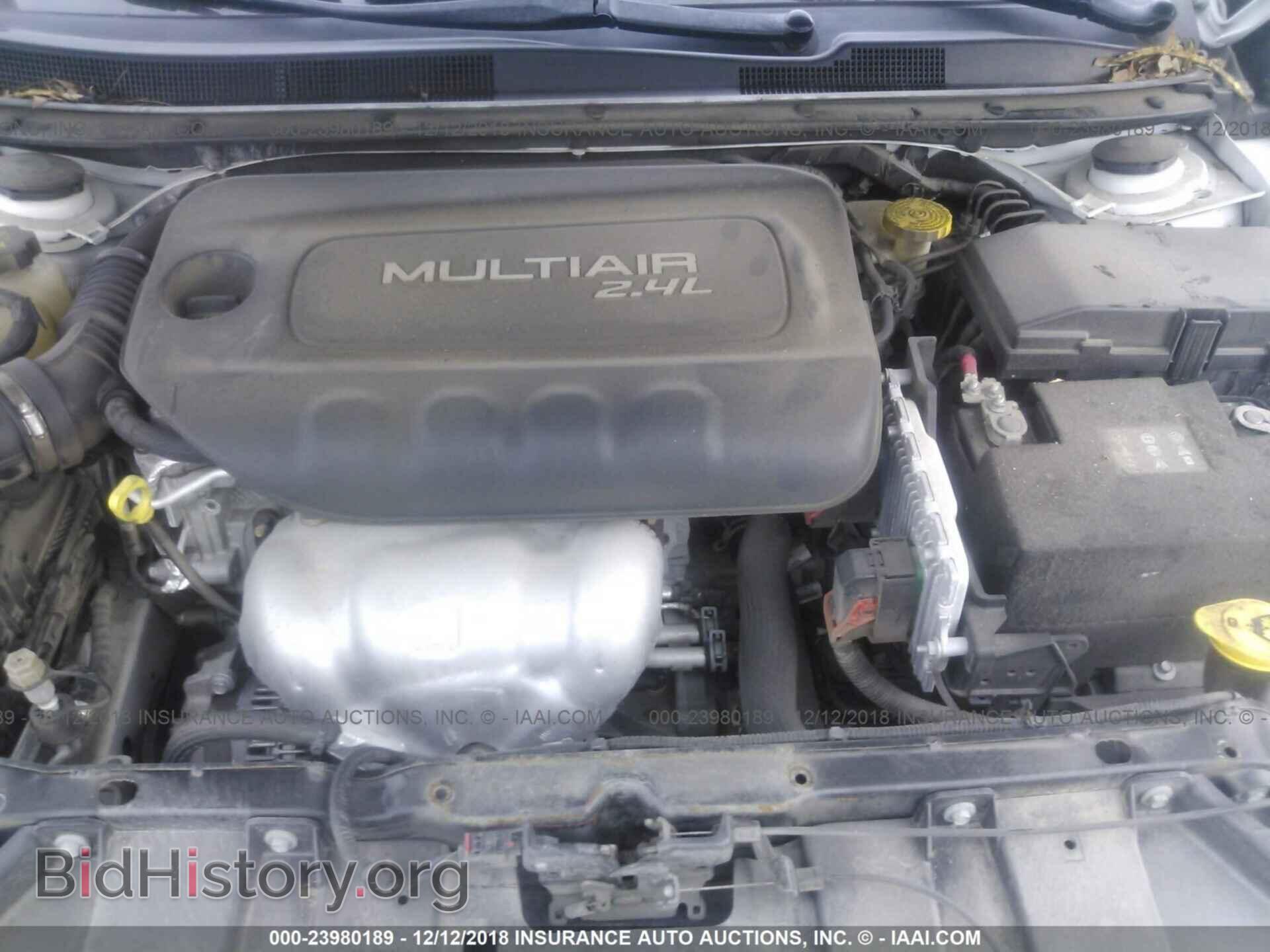 2015 CHRYSLER 200 - VIN: 1C3CCCAB4FN712503 - Photo 10