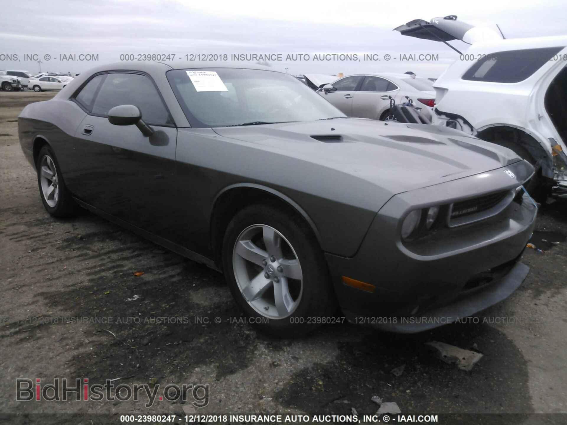 Photo 2B3LJ44V39H604496 - DODGE CHALLENGER 2009