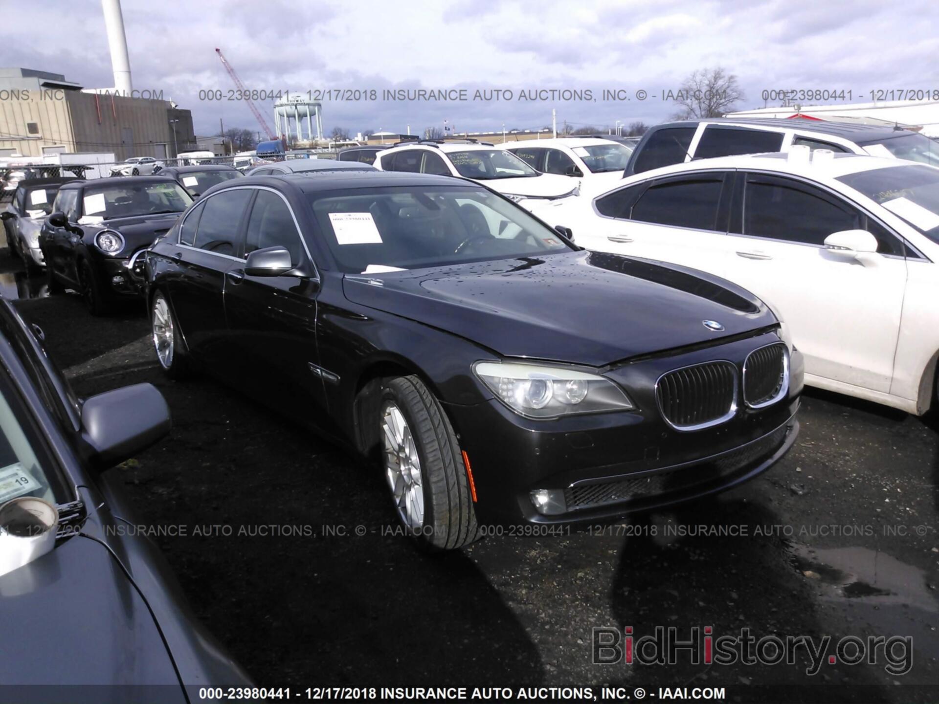 Photo WBAKC8C5XBC433586 - BMW 750 2011