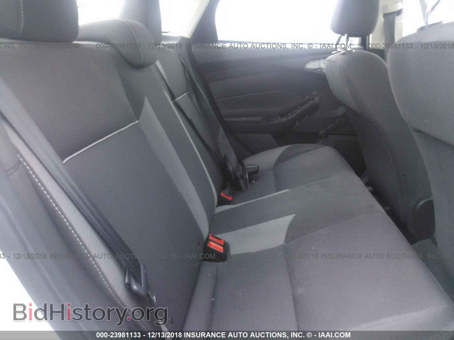 2012 Ford Focus - VIN: 1FAHP3E2XCL327721 - Фото 8