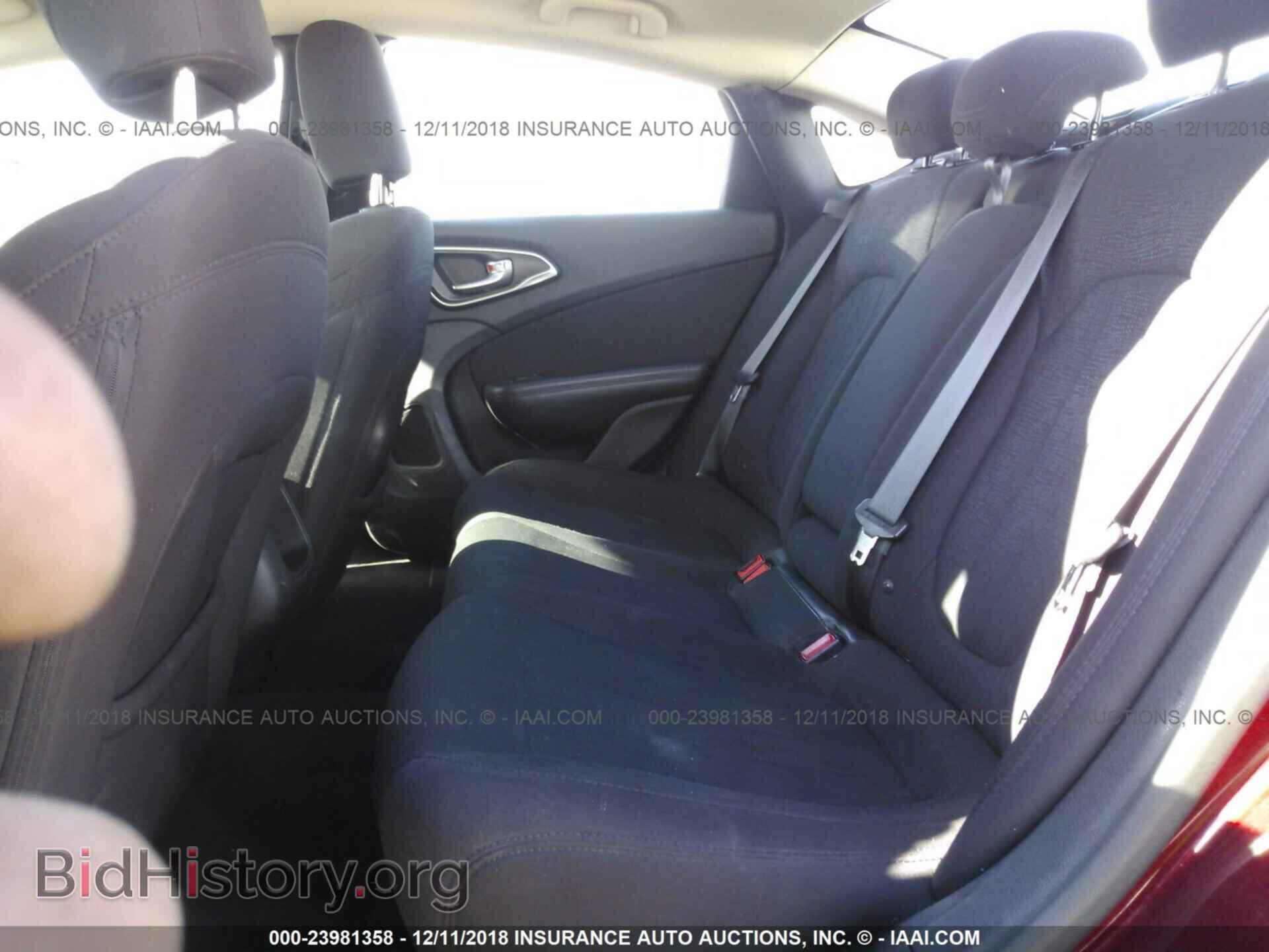 2015 CHRYSLER 200 - VIN: 1C3CCCAB2FN637560 - Photo 8