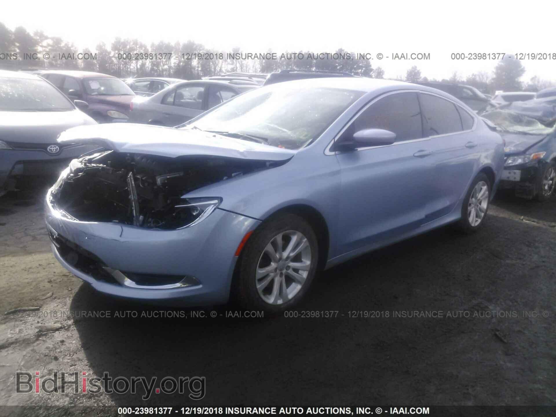 2015 CHRYSLER 200 - VIN: 1C3CCCAB9FN638043 - Фото 2