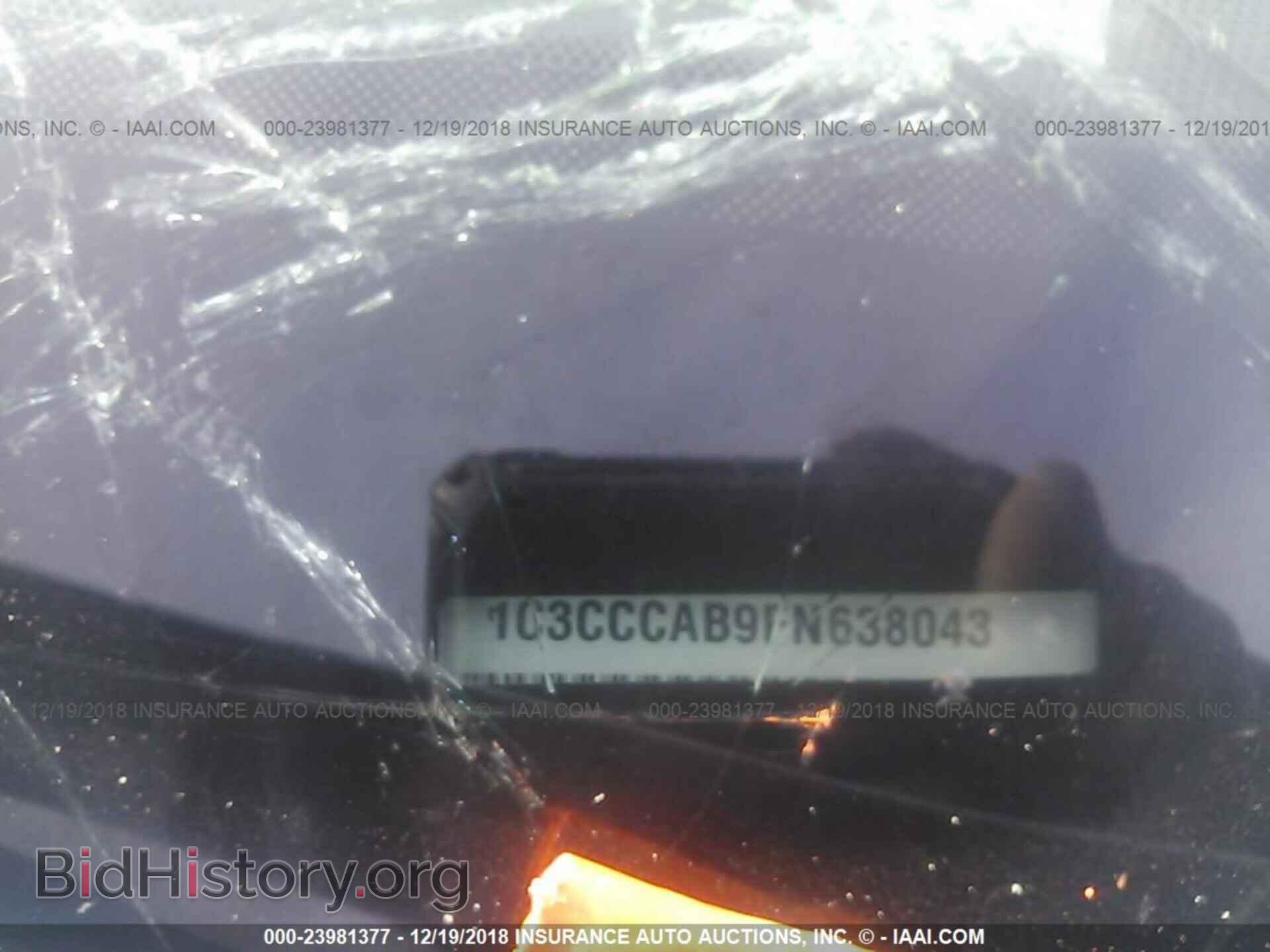2015 CHRYSLER 200 - VIN: 1C3CCCAB9FN638043 - Фото 9
